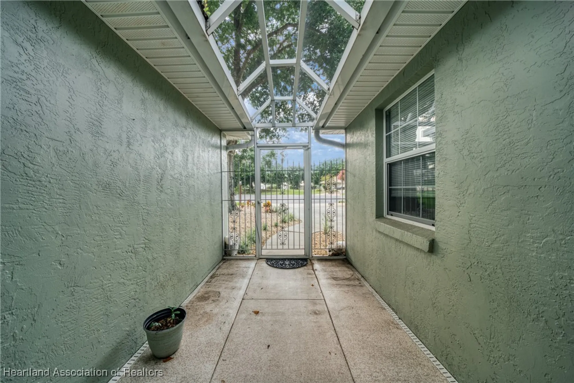 Property Slideshow image 49 of 49 | 3003 oakhill dr, Avon Park, FL, 33825