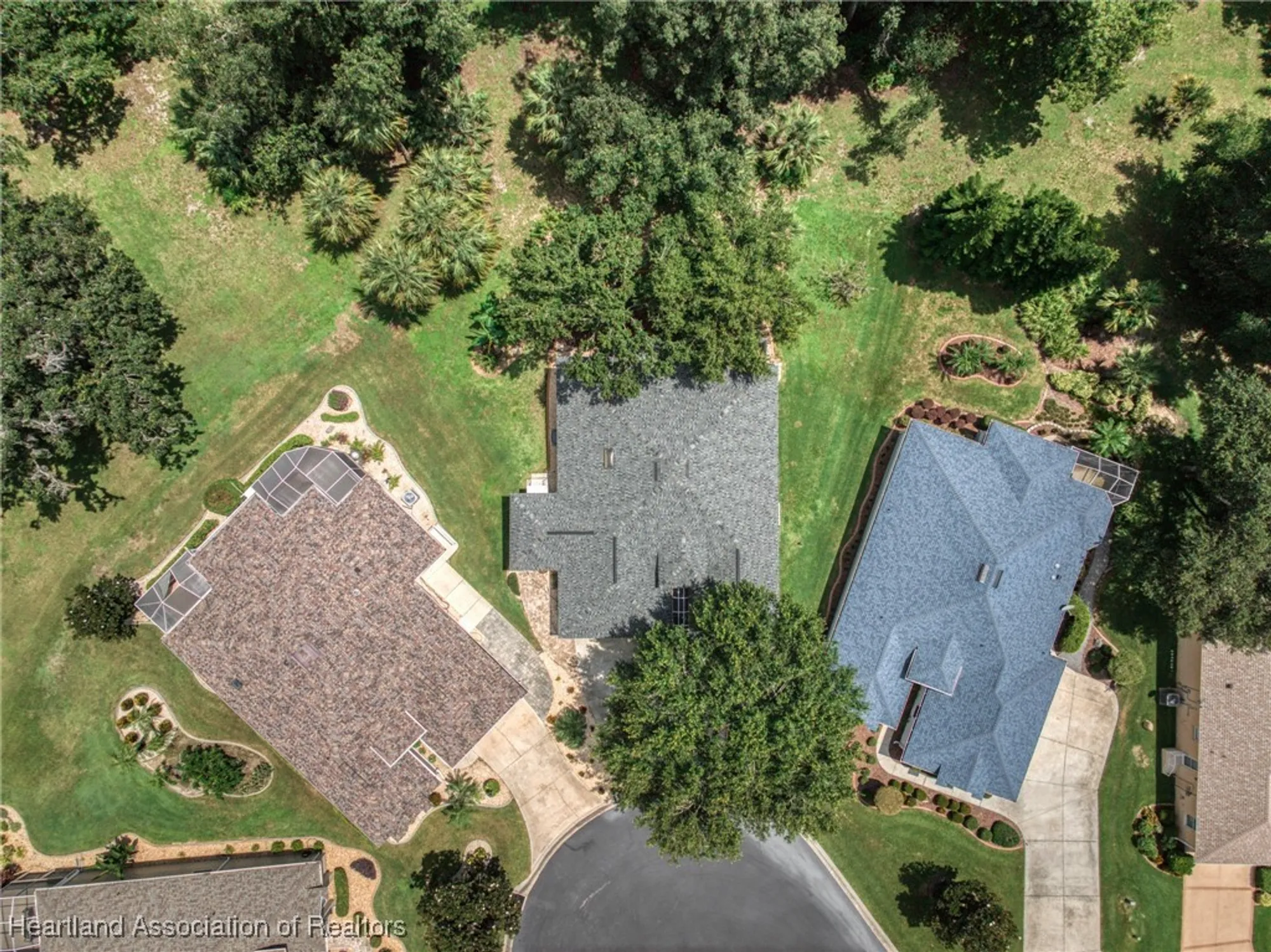 Property Slideshow image 4 of 49 | 3003 oakhill dr, Avon Park, FL, 33825