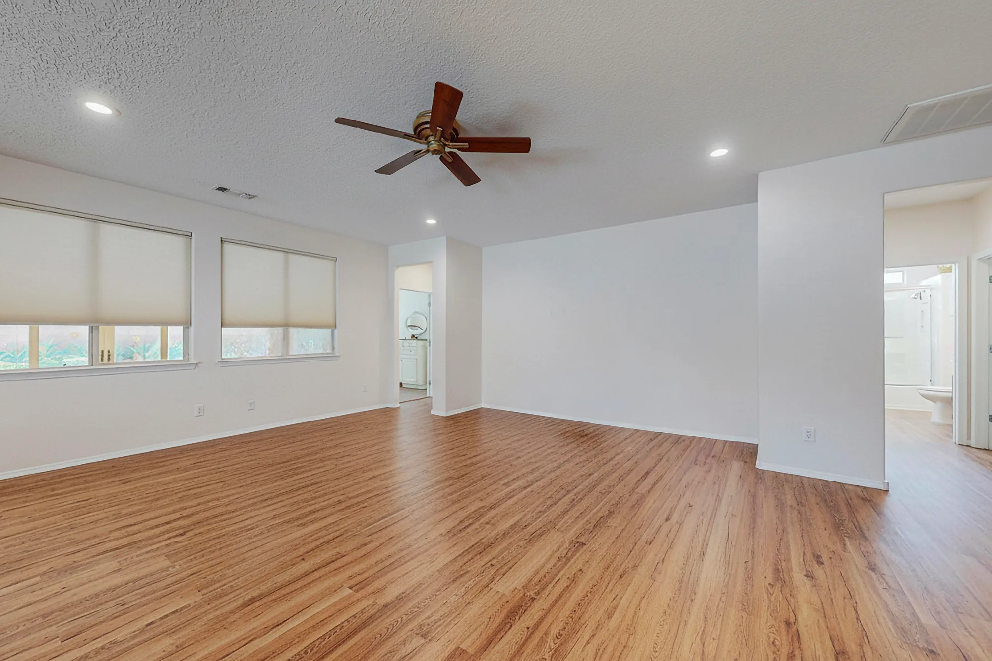 Property Slideshow image 15 of 49 | 978 prairie zinnia dr, Bernalillo, NM, 87004