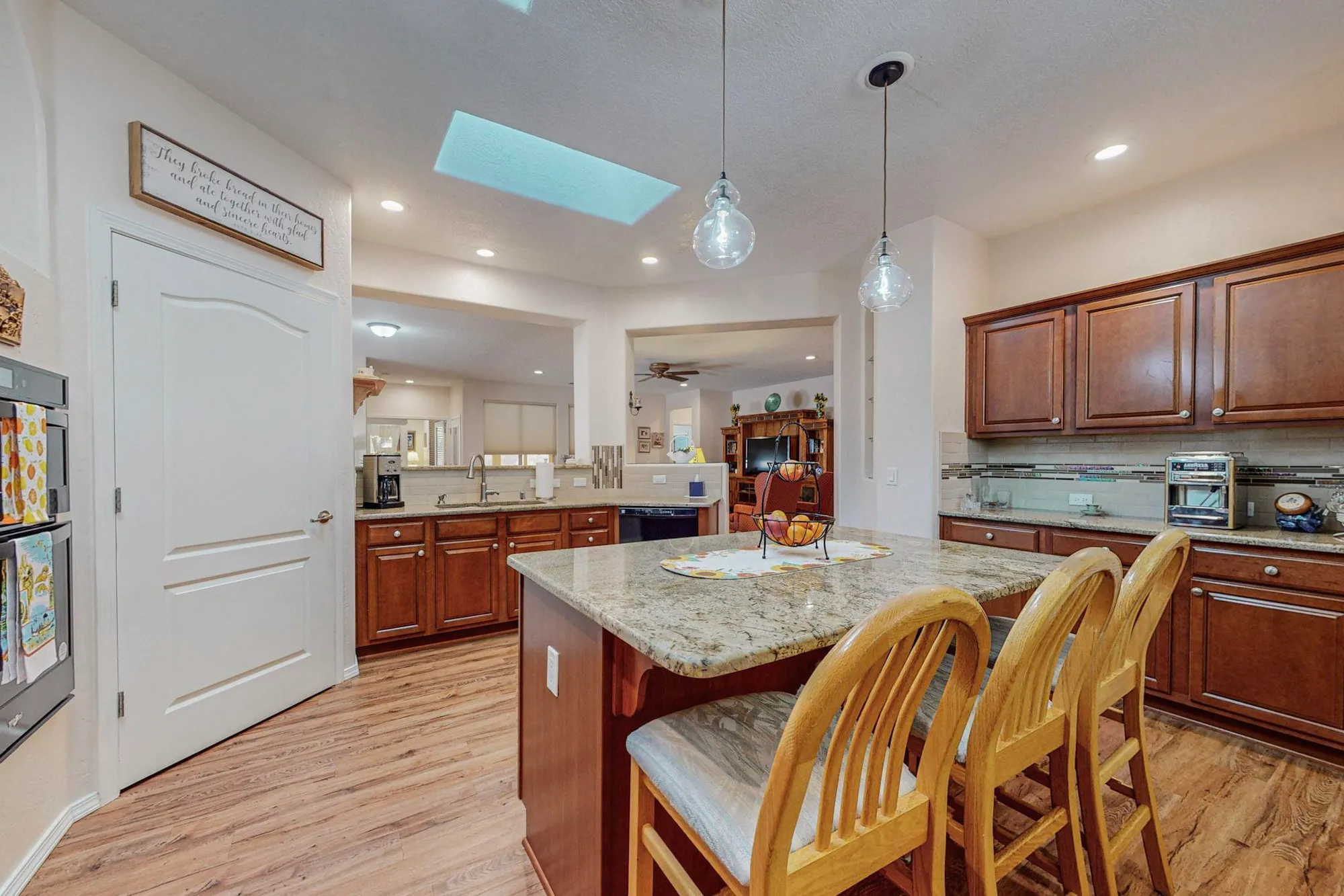 Property Slideshow image 12 of 49 | 978 prairie zinnia dr, Bernalillo, NM, 87004