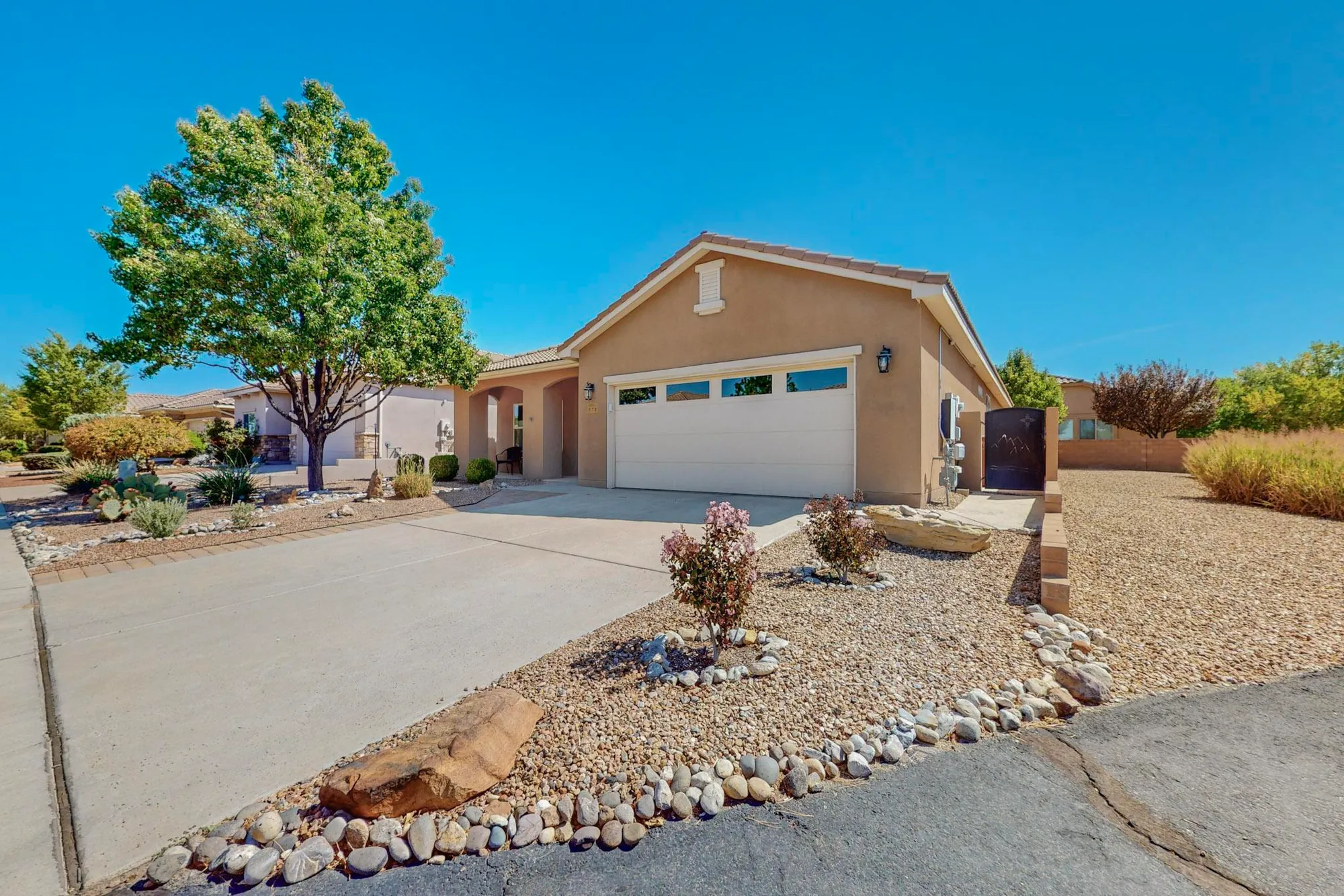 Property Slideshow image 4 of 49 | 978 prairie zinnia dr, Bernalillo, NM, 87004