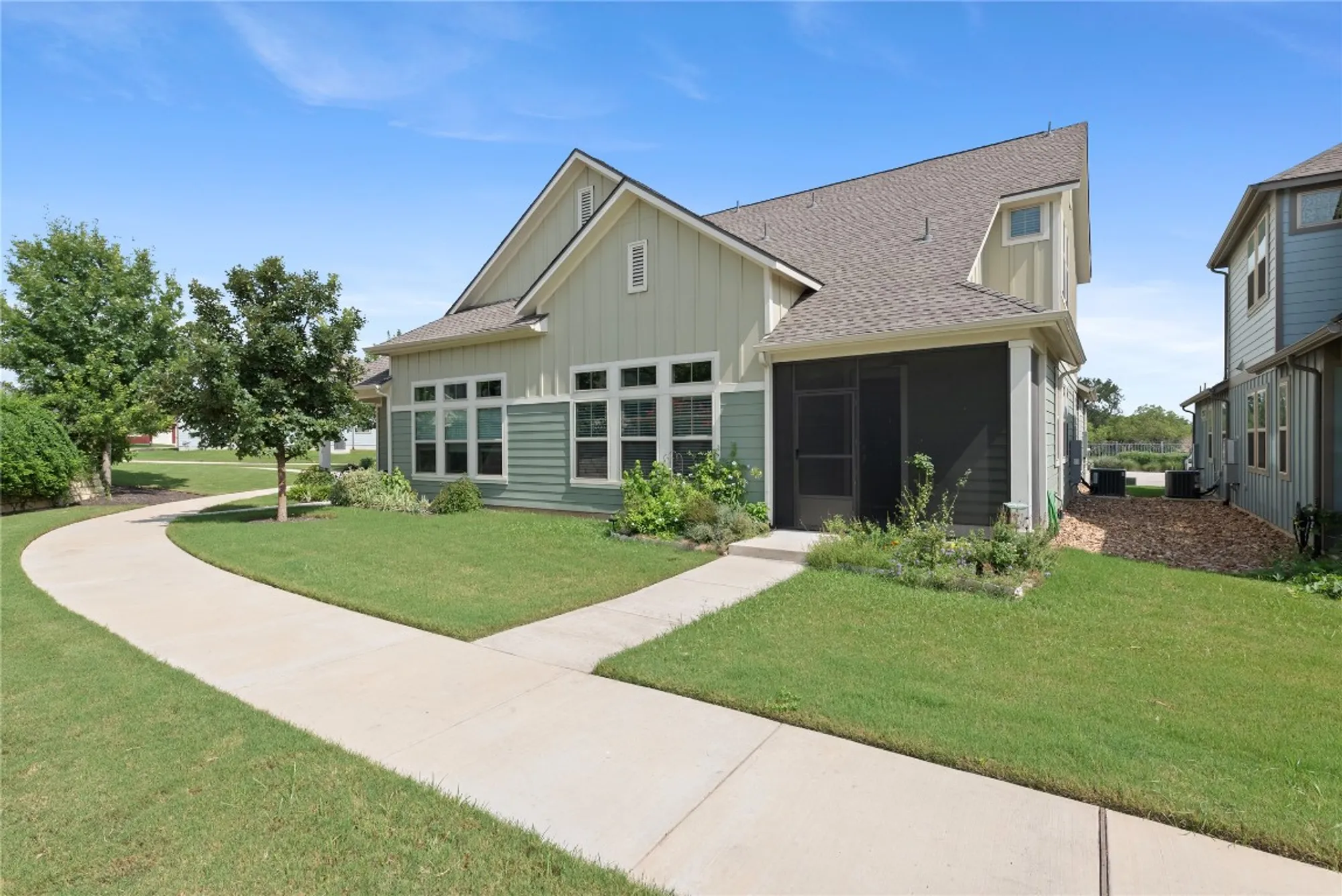 Property Slideshow image 1 of 36 | 121 bolivar way # 101, San Marcos, TX, 78666