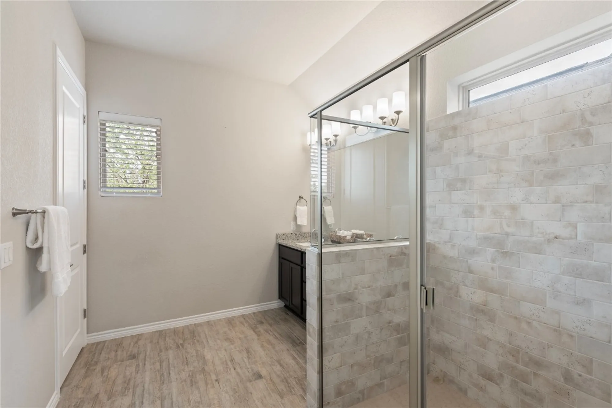 Property Slideshow image 11 of 36 | 121 bolivar way # 101, San Marcos, TX, 78666