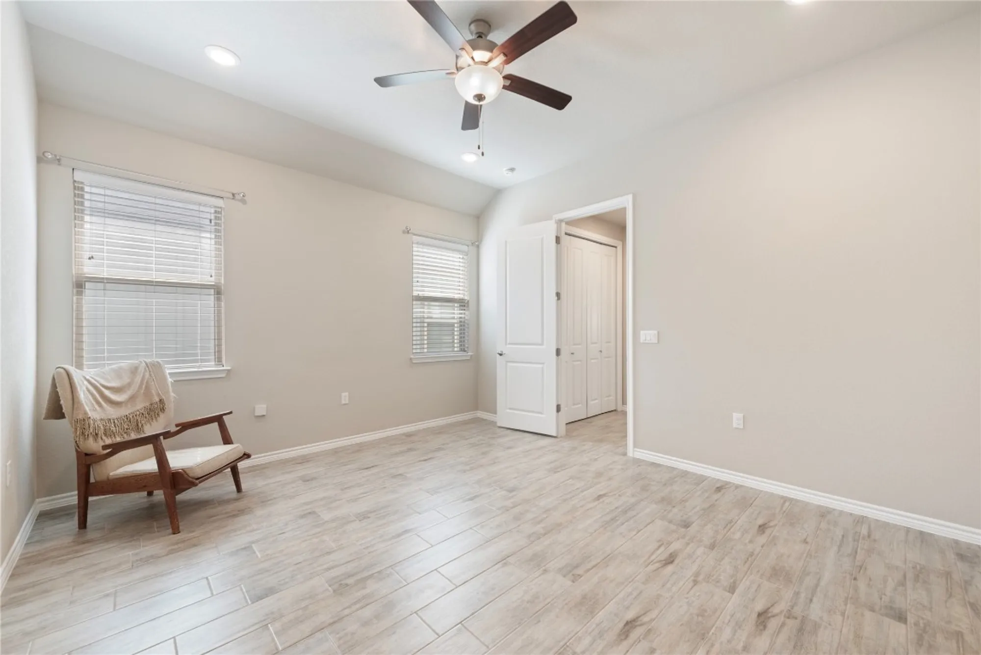 Property Slideshow image 9 of 36 | 121 bolivar way # 101, San Marcos, TX, 78666
