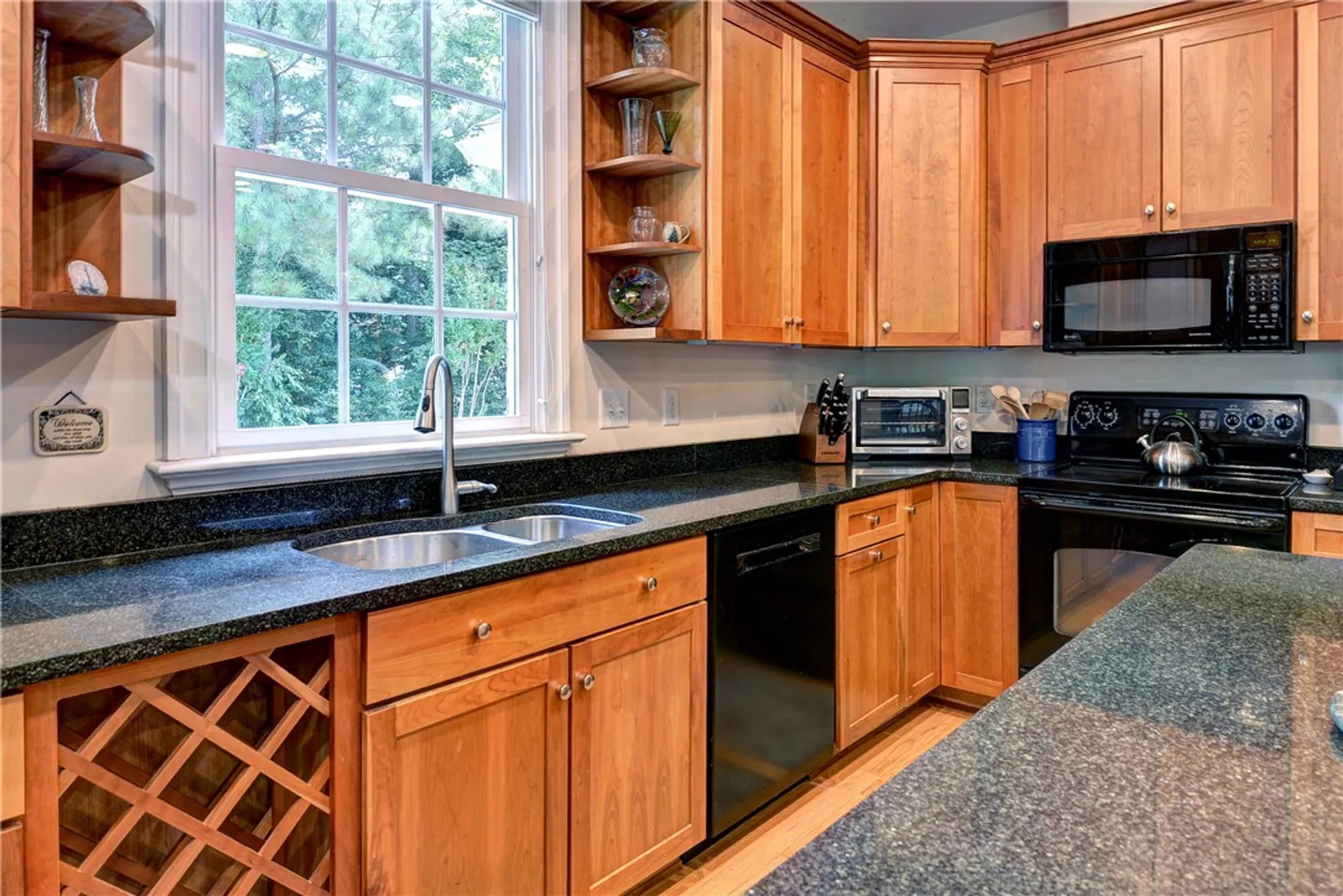 Property Slideshow image 18 of 44 | 208 western gailes, Williamsburg, VA, 23188