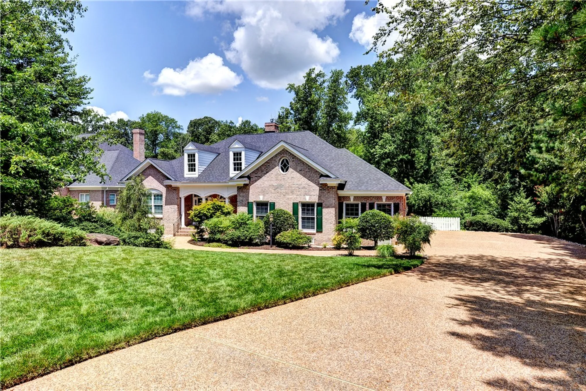 Property Slideshow image 1 of 44 | 208 western gailes, Williamsburg, VA, 23188