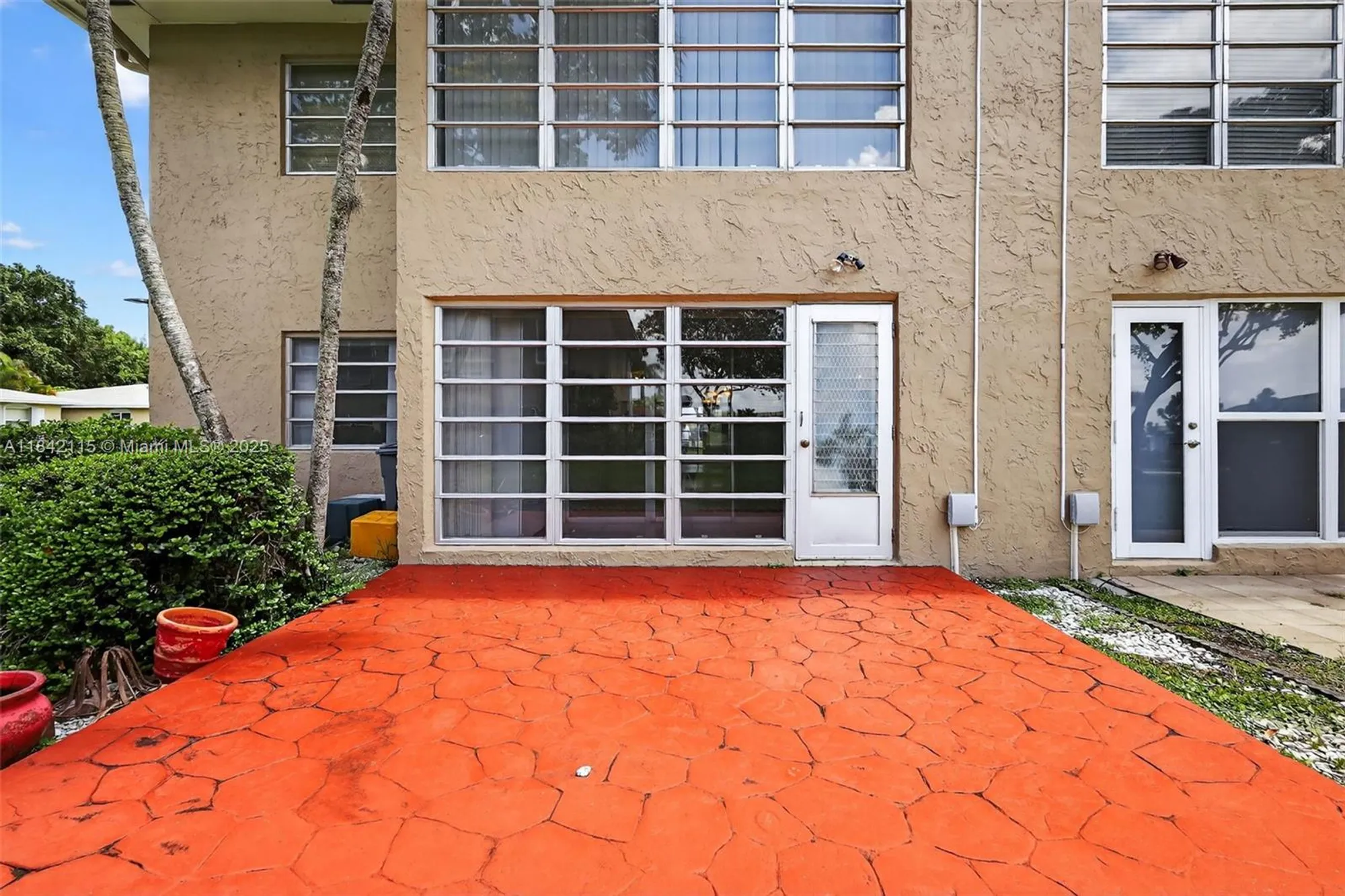 Property Slideshow image 20 of 38 | 13950 via flora d, Delray Beach, FL, 33484