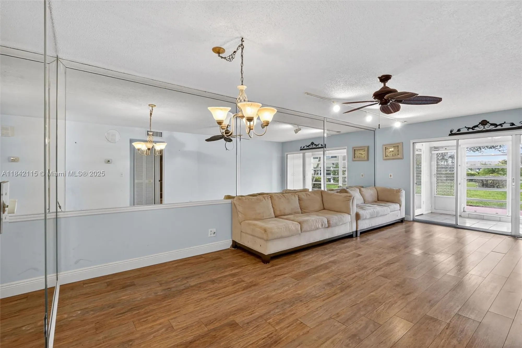 Property Slideshow image 7 of 38 | 13950 via flora d, Delray Beach, FL, 33484