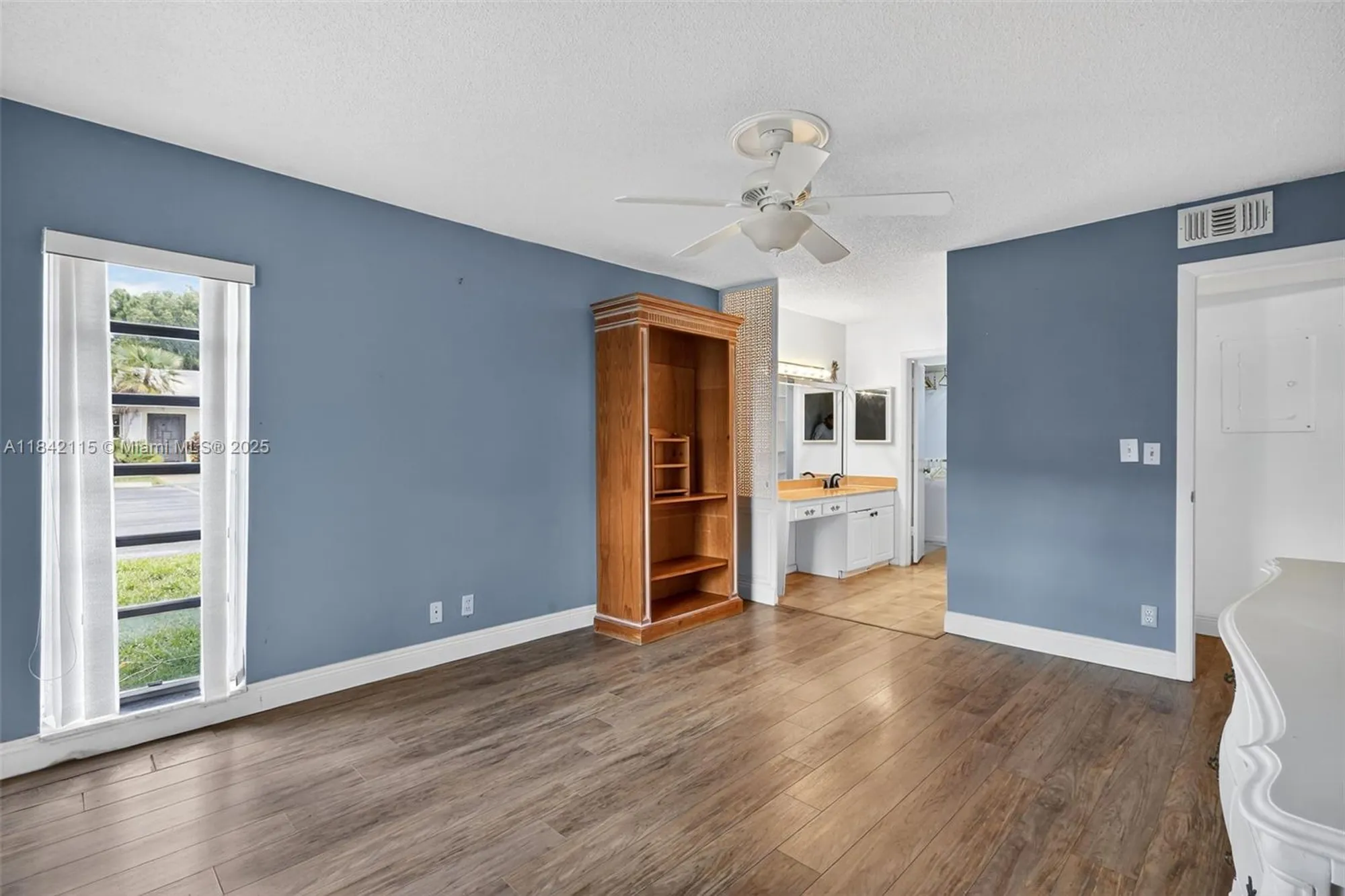 Property Slideshow image 9 of 38 | 13950 via flora d, Delray Beach, FL, 33484