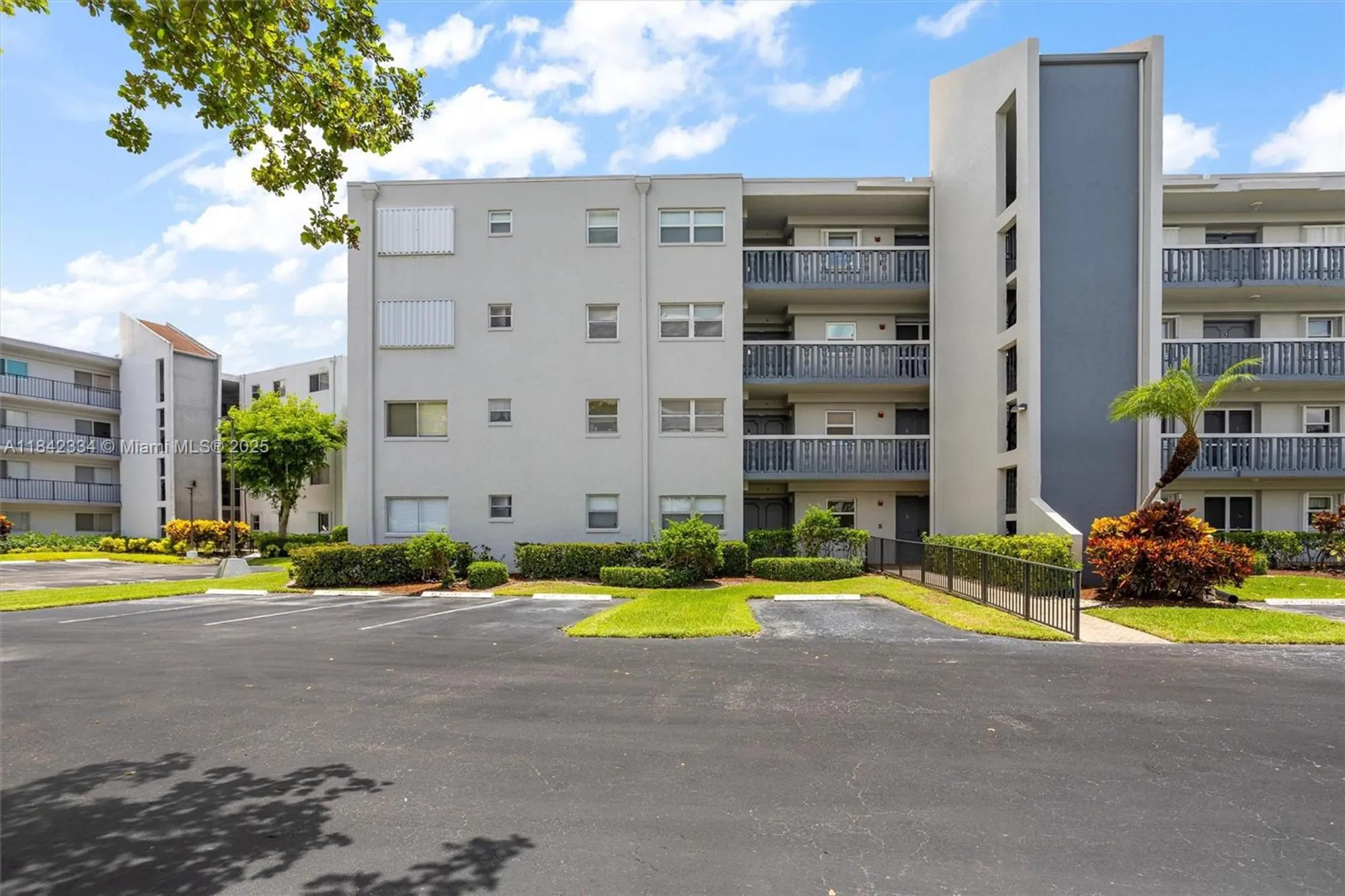 Property Slideshow image 22 of 35 | 3286 arcara way apt 101, Lake Worth, FL, 33467