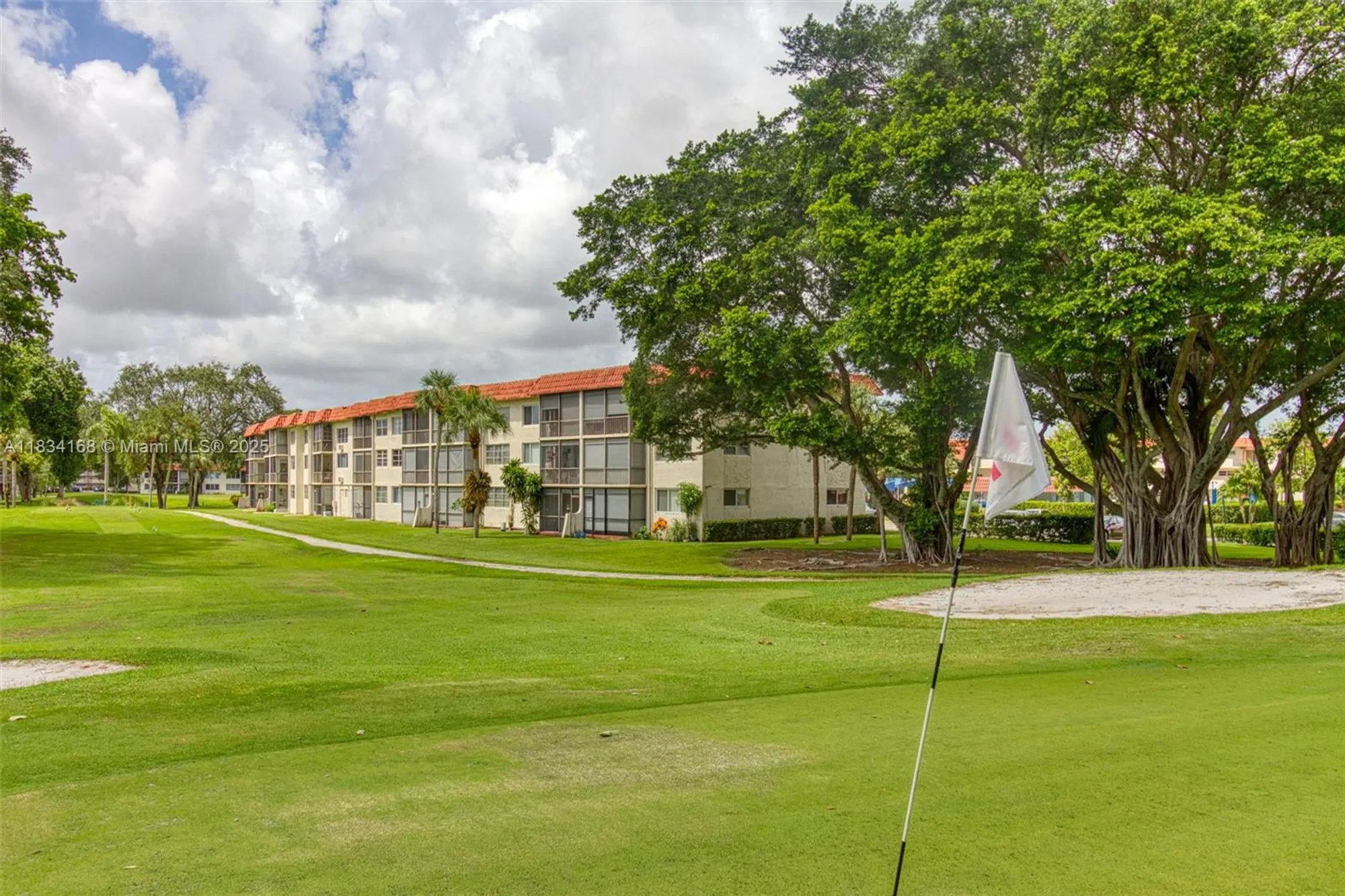 Property Slideshow image 14 of 39 | 400 s hollybrook dr apt 109, Pembroke Pines, FL, 33025