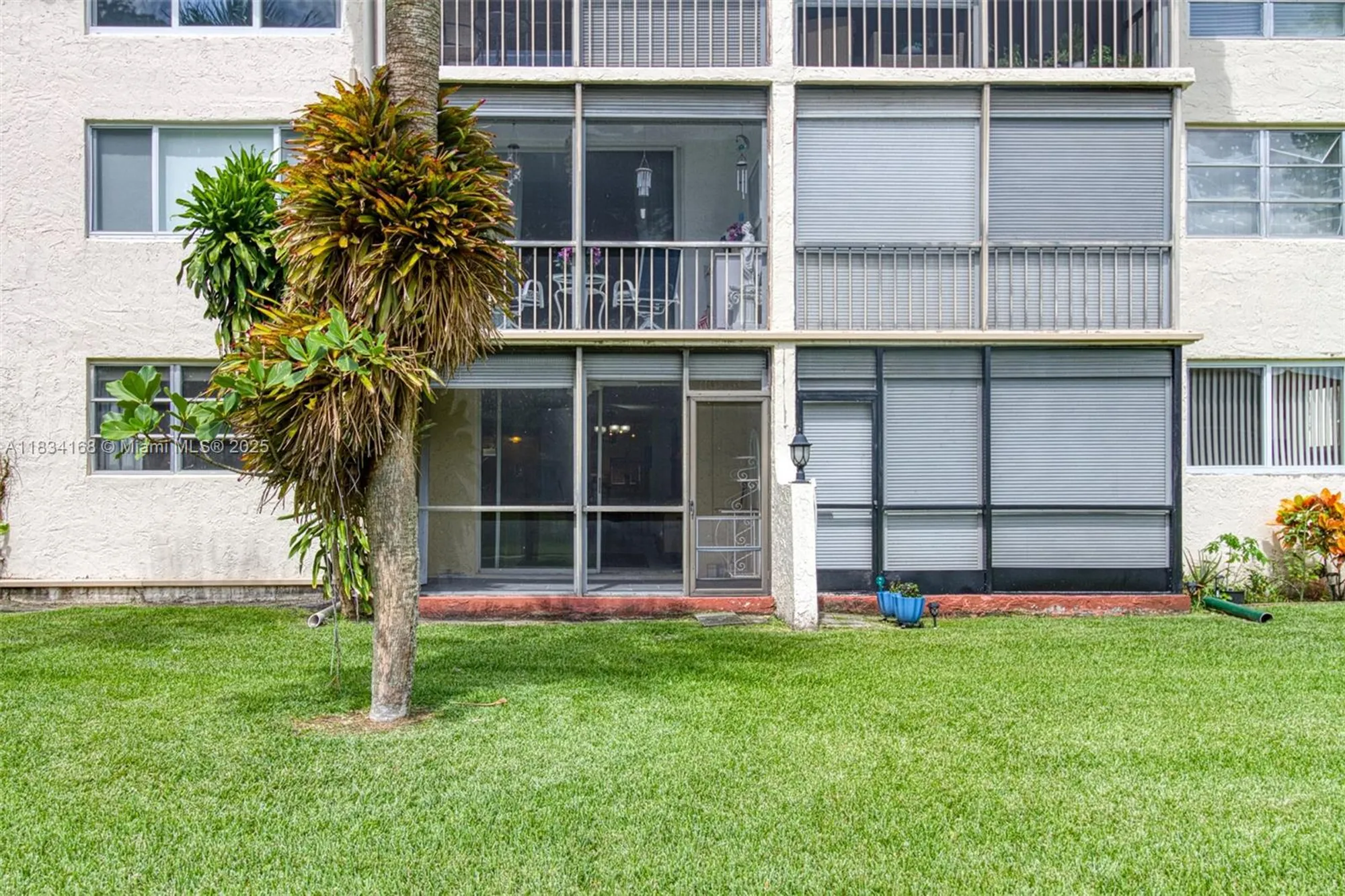 Property Slideshow image 11 of 39 | 400 s hollybrook dr apt 109, Pembroke Pines, FL, 33025