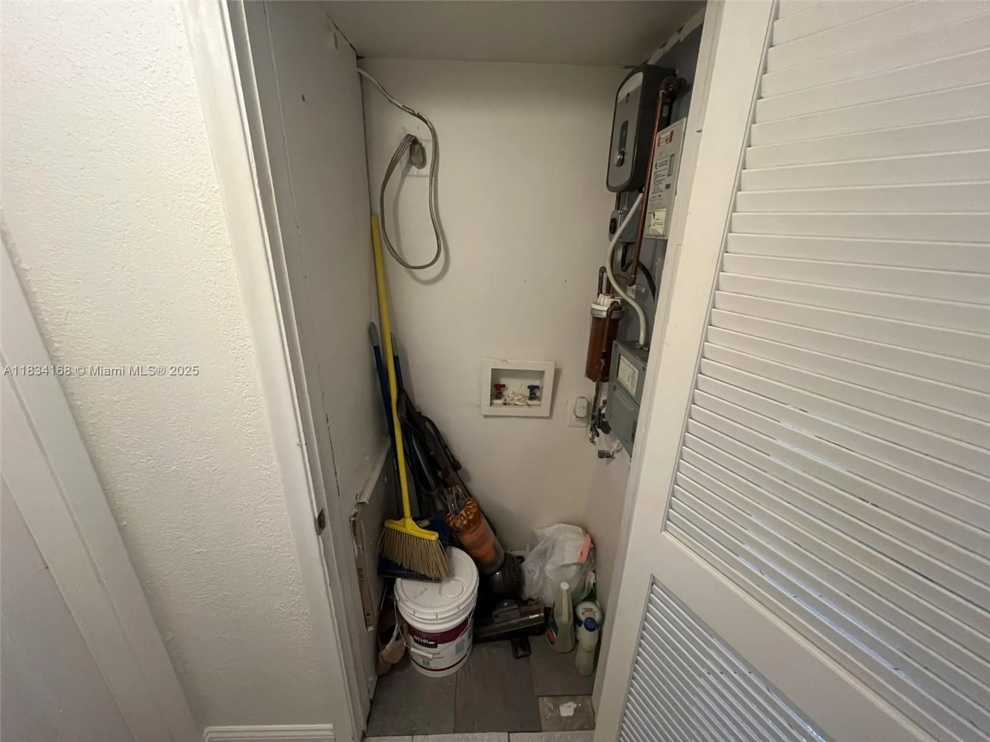 Property Slideshow image 25 of 39 | 400 s hollybrook dr apt 109, Pembroke Pines, FL, 33025