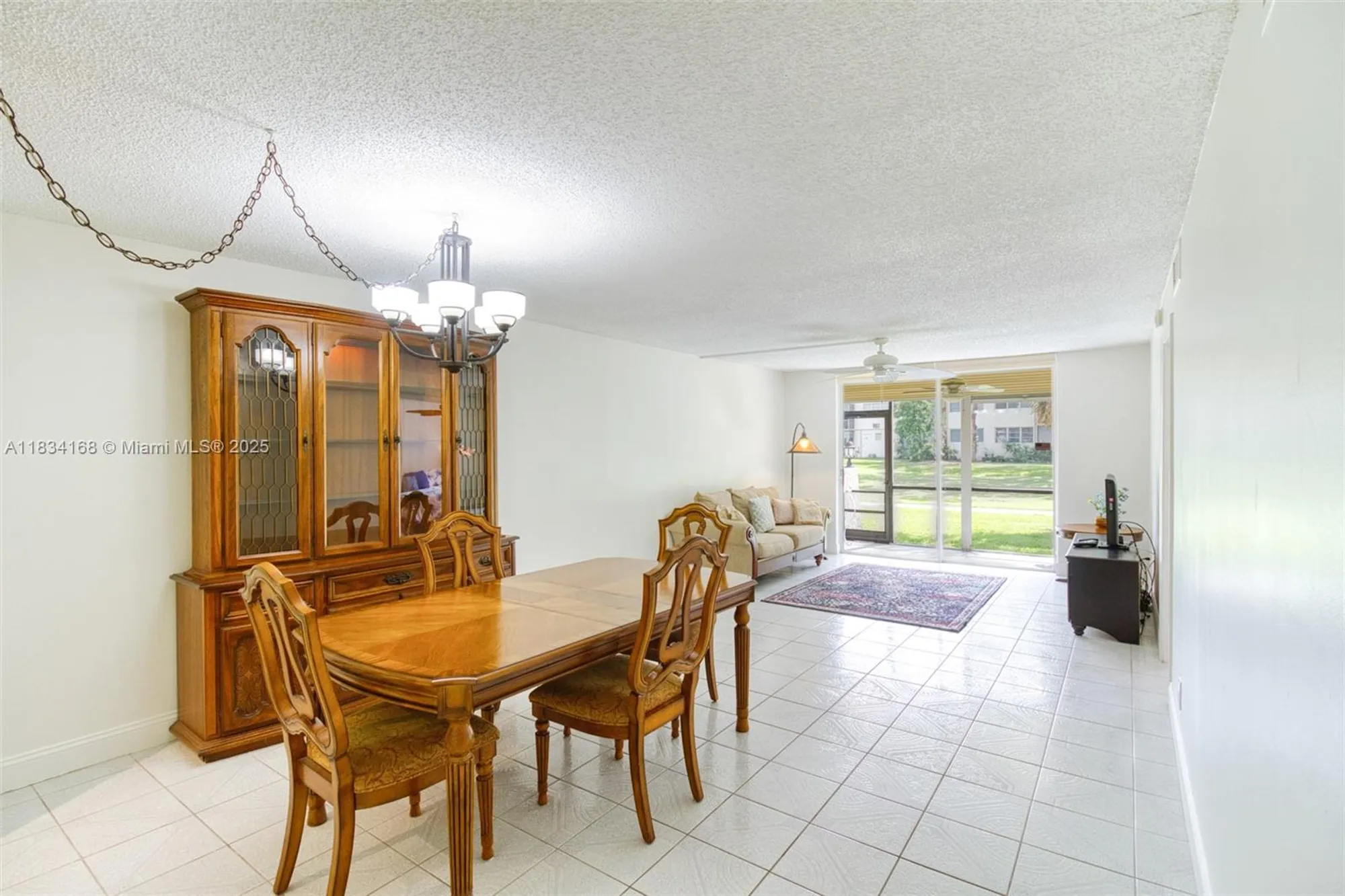 Property Slideshow image 7 of 39 | 400 s hollybrook dr apt 109, Pembroke Pines, FL, 33025