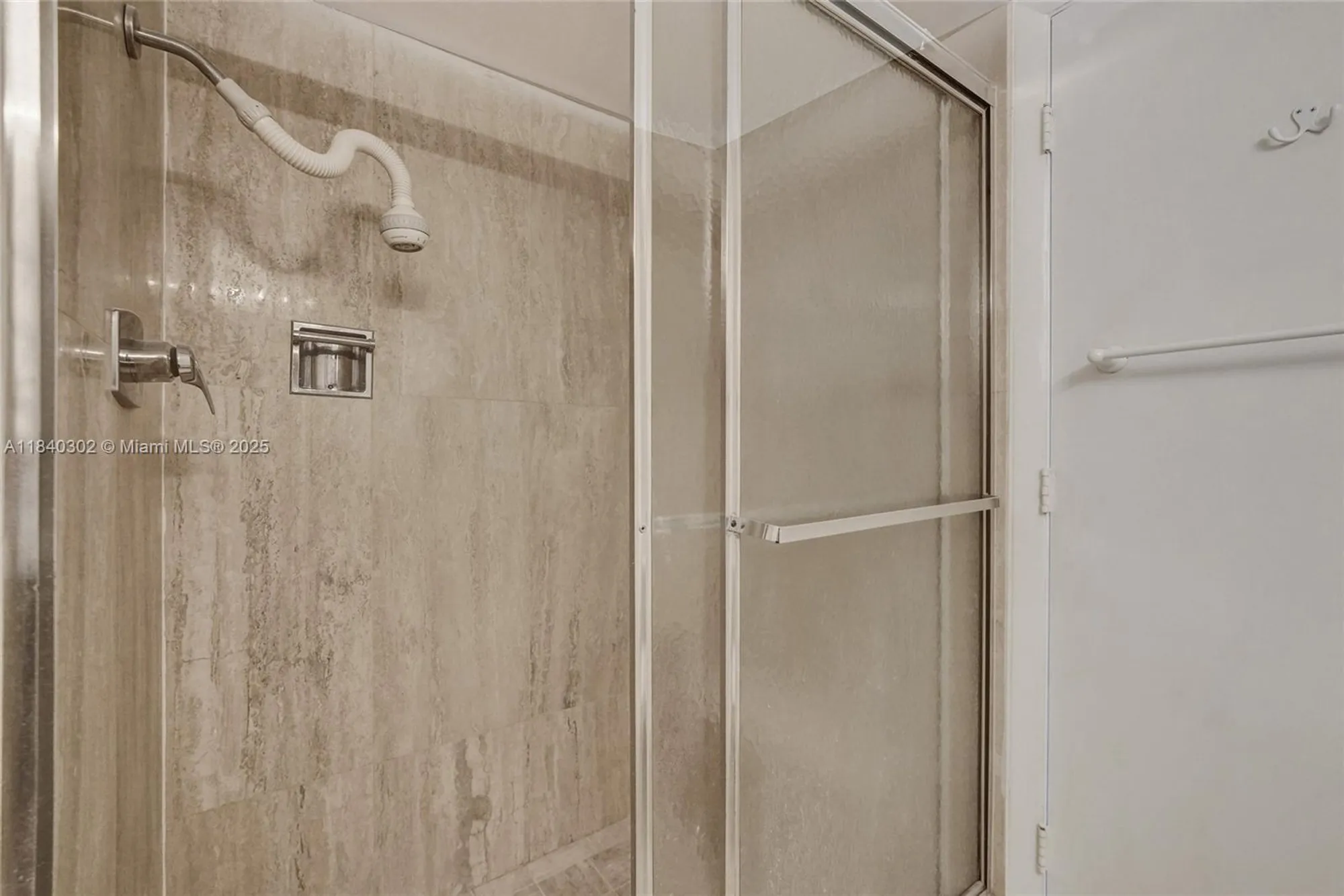 Property Slideshow image 20 of 68 | 1201 s ocean dr 402s, Hollywood, FL, 33019