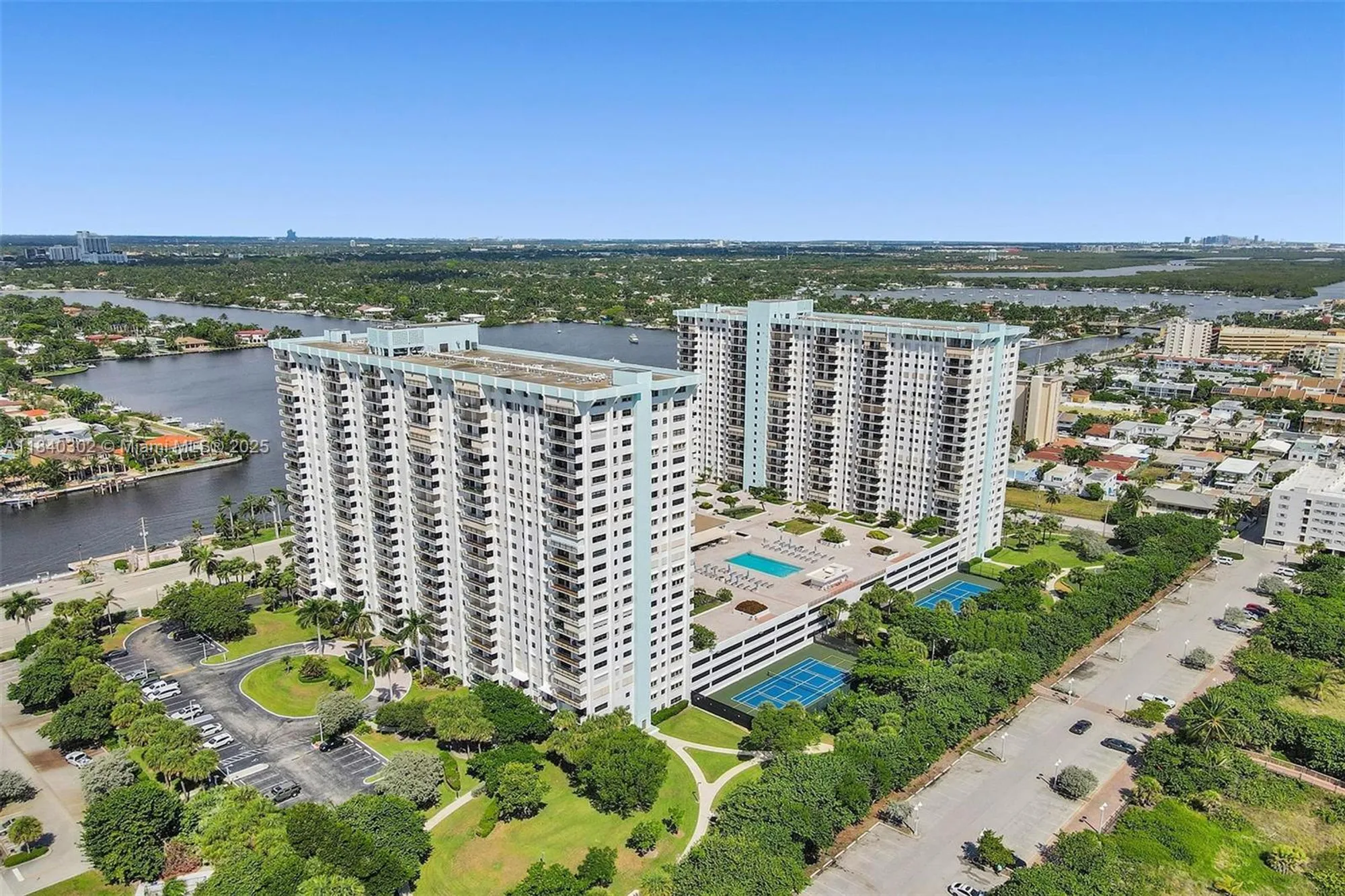 Property Slideshow image 34 of 68 | 1201 s ocean dr 402s, Hollywood, FL, 33019