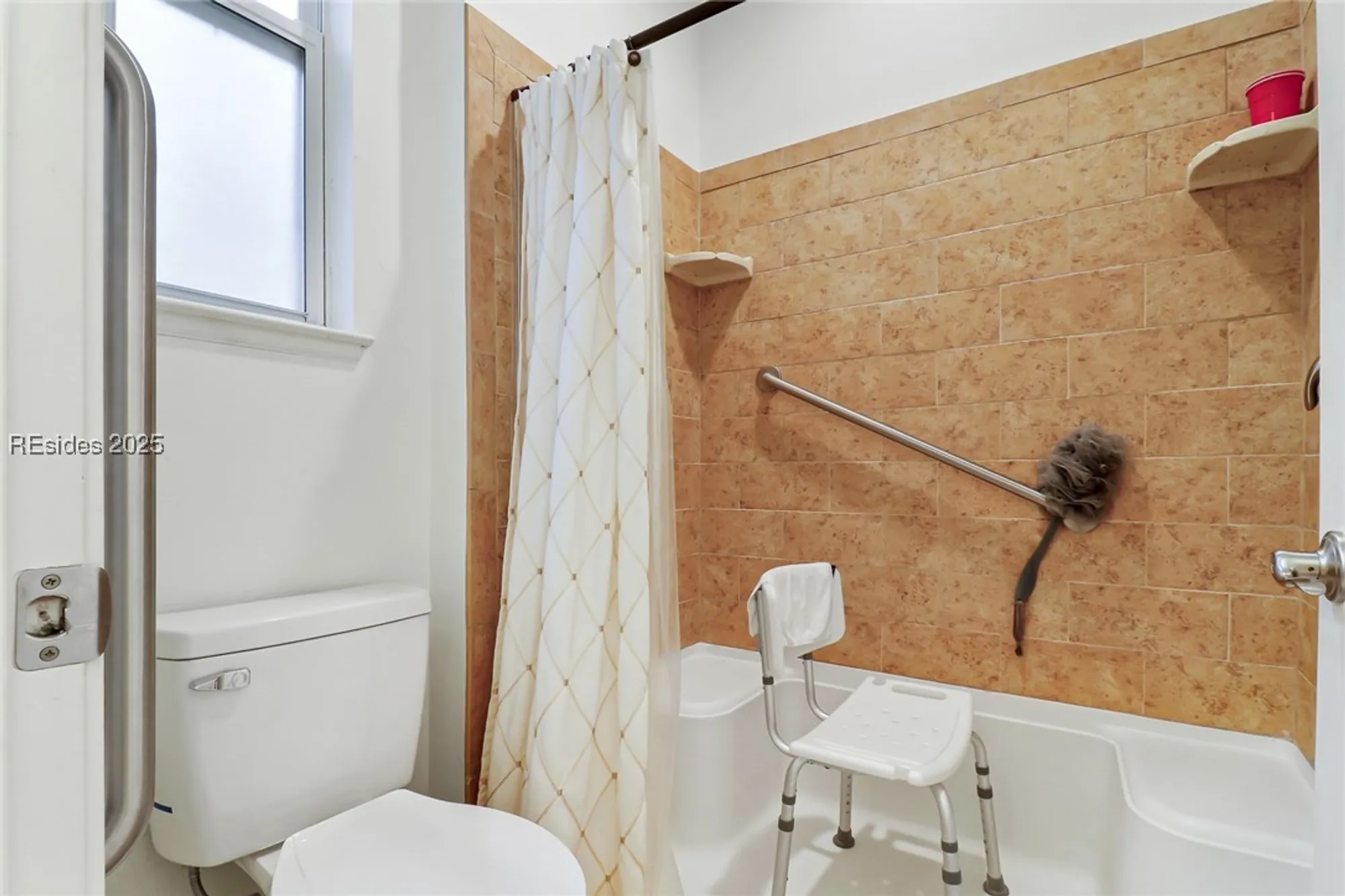 Property Slideshow image 19 of 41 | 53 hampton cir, Bluffton, SC, 29909