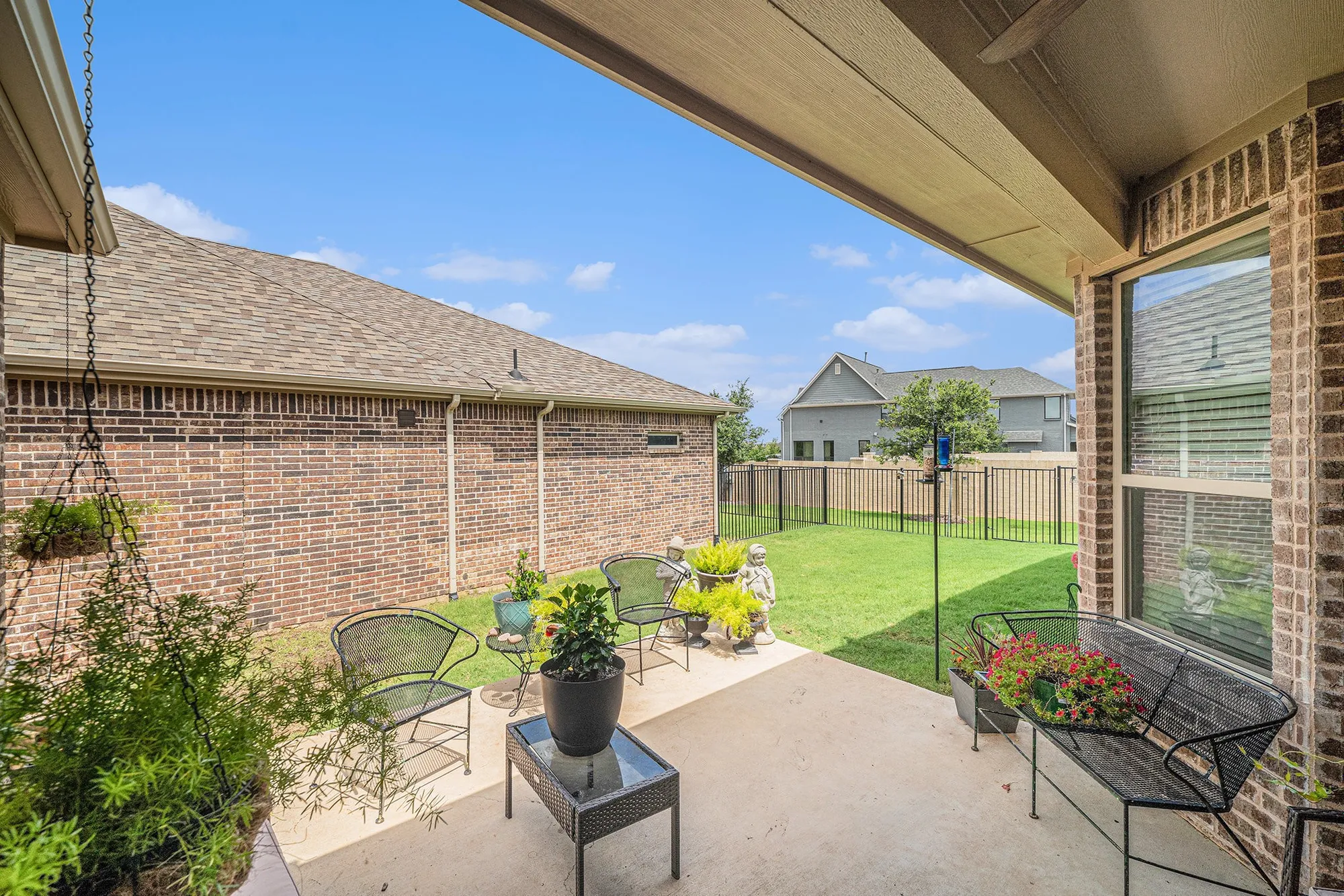 Property Slideshow image 27 of 31 | 6124 carmona trl, Fort Worth, TX, 76123
