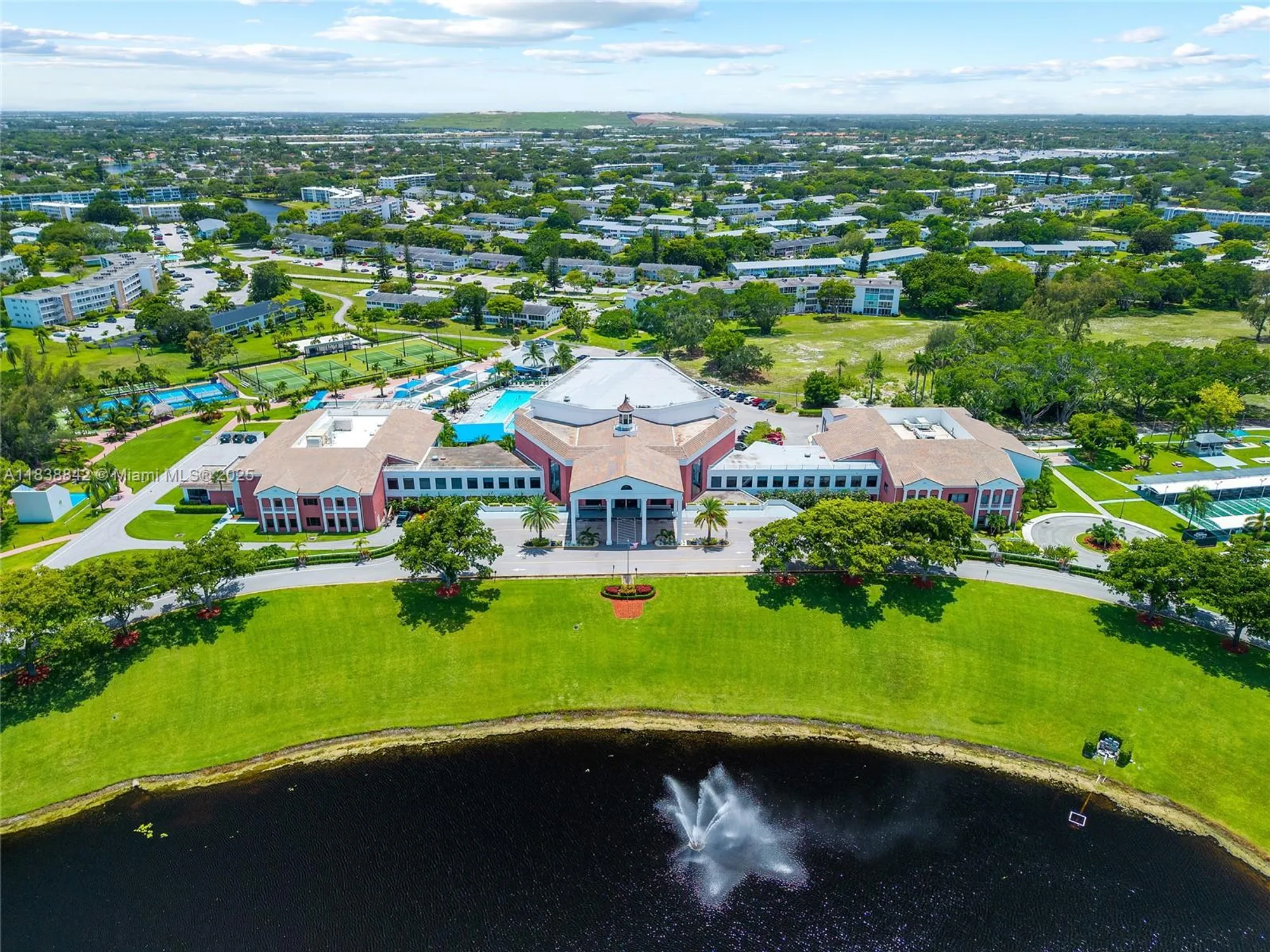 Property Slideshow image 37 of 44 | 3067 newport q, Deerfield Beach, FL, 33442