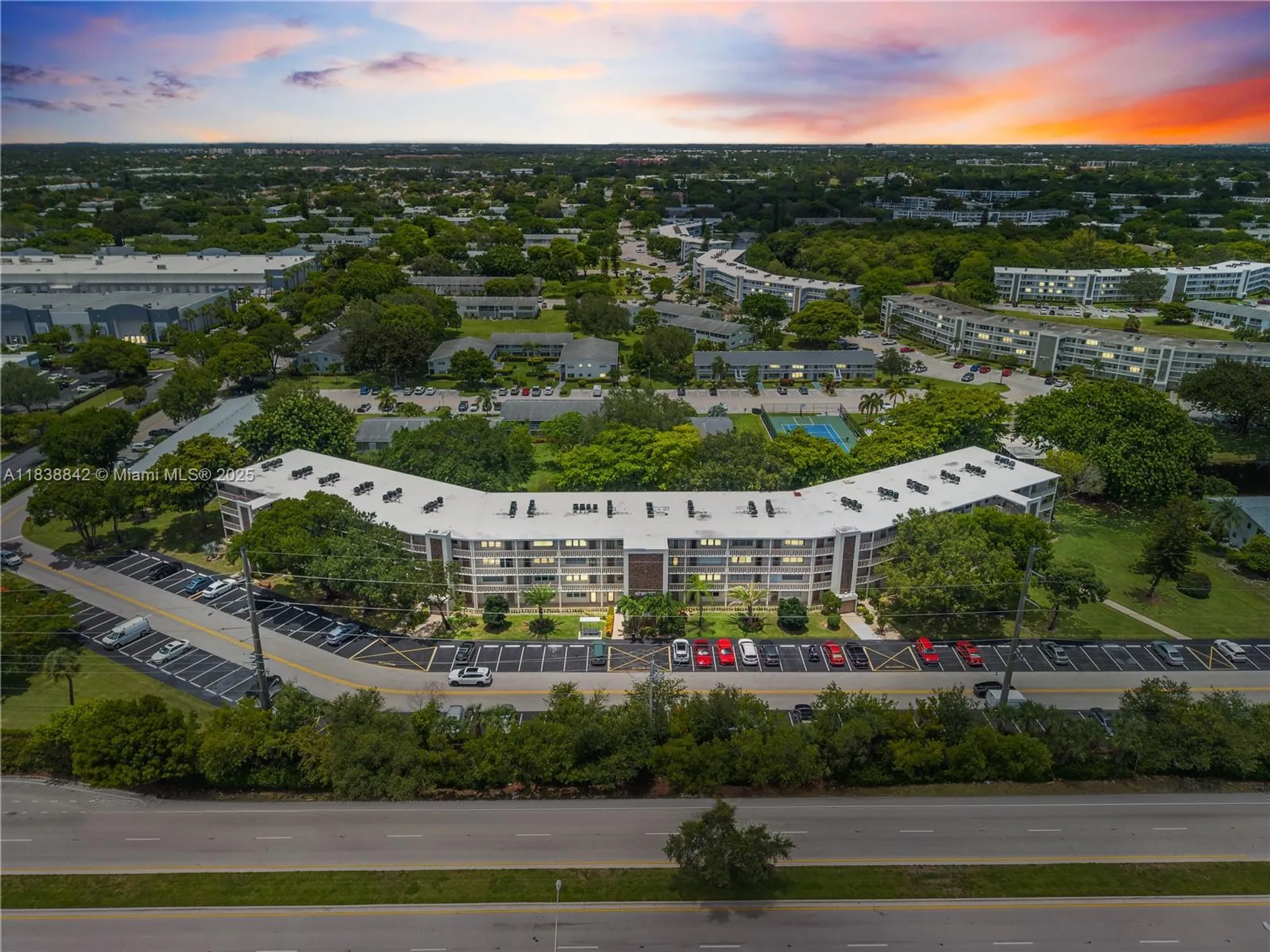 Property Slideshow image 5 of 44 | 3067 newport q, Deerfield Beach, FL, 33442