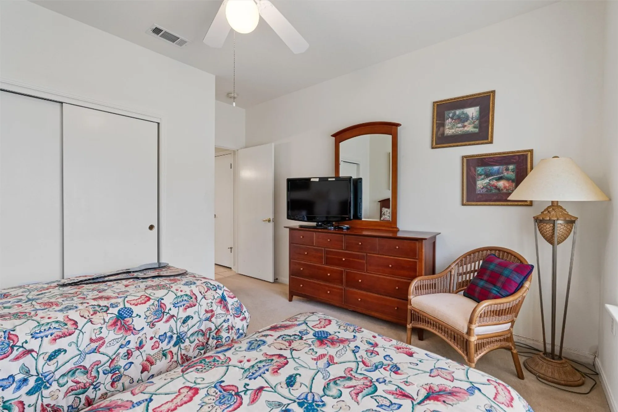 Property Slideshow image 17 of 28 | 121 larkspur ln, Georgetown, TX, 78633