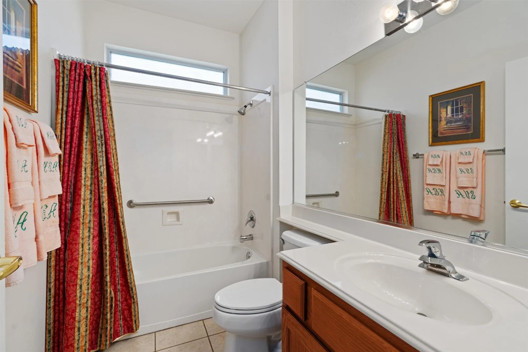 Property Slideshow image 18 of 28 | 121 larkspur ln, Georgetown, TX, 78633