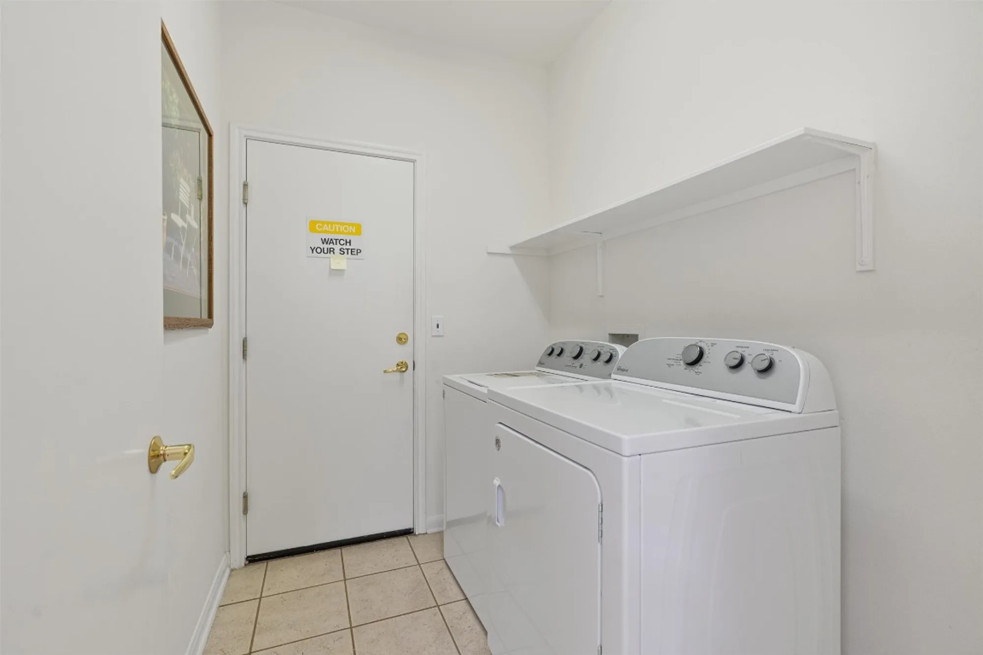 Property Slideshow image 19 of 28 | 121 larkspur ln, Georgetown, TX, 78633