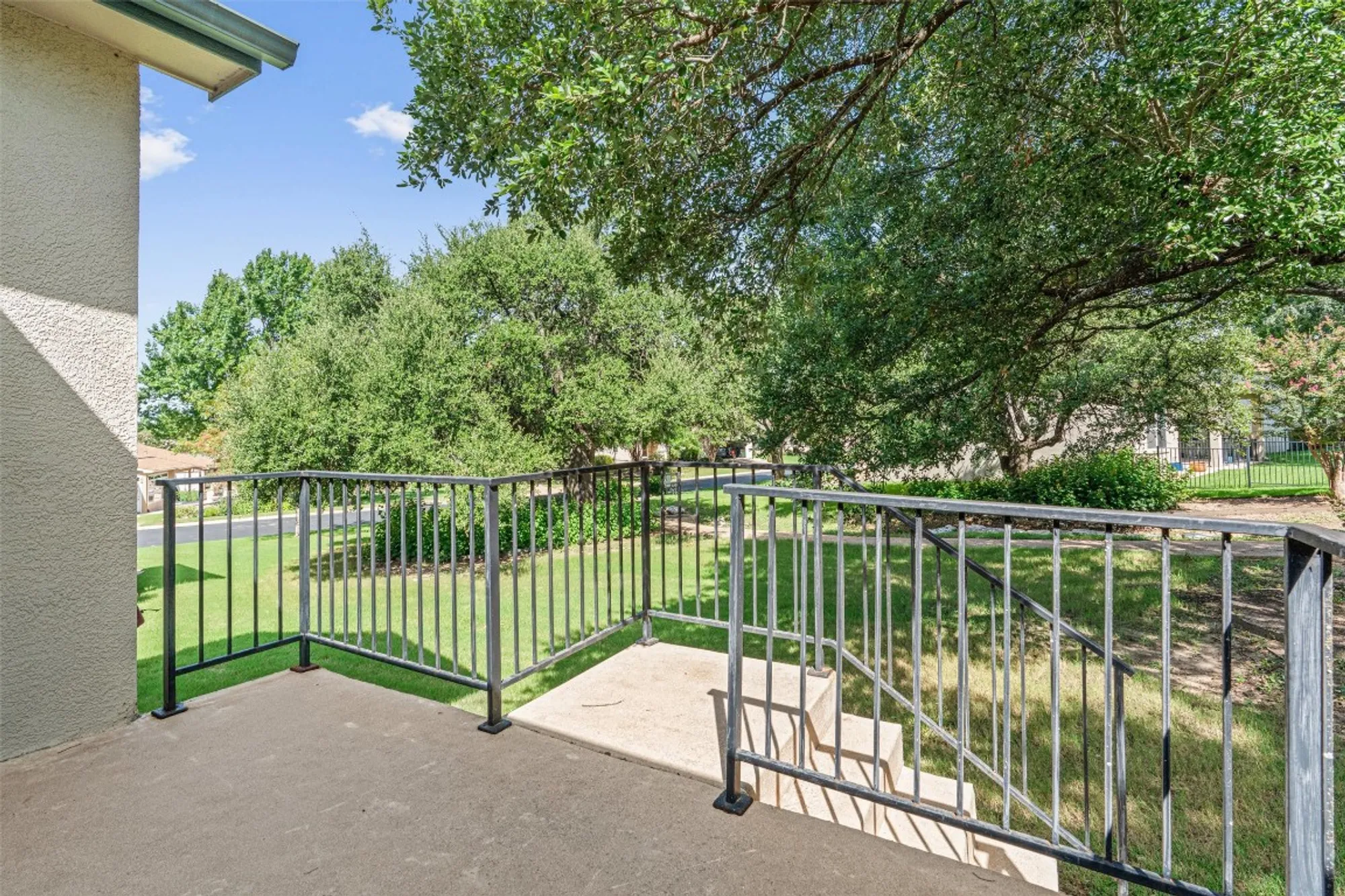 Property Slideshow image 20 of 28 | 121 larkspur ln, Georgetown, TX, 78633