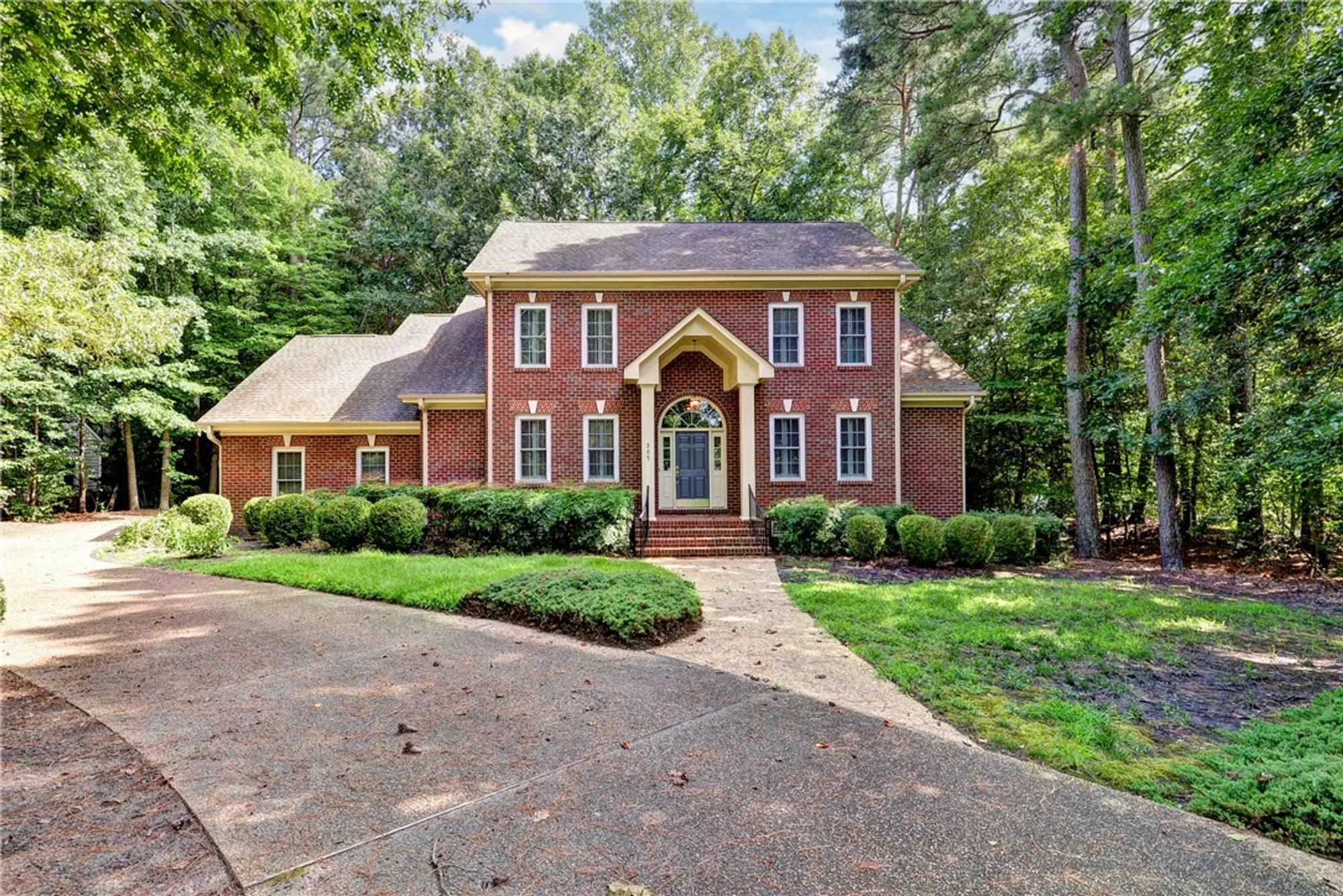 Property Slideshow image 1 of 43 | 305 par dr, Williamsburg, VA, 23188