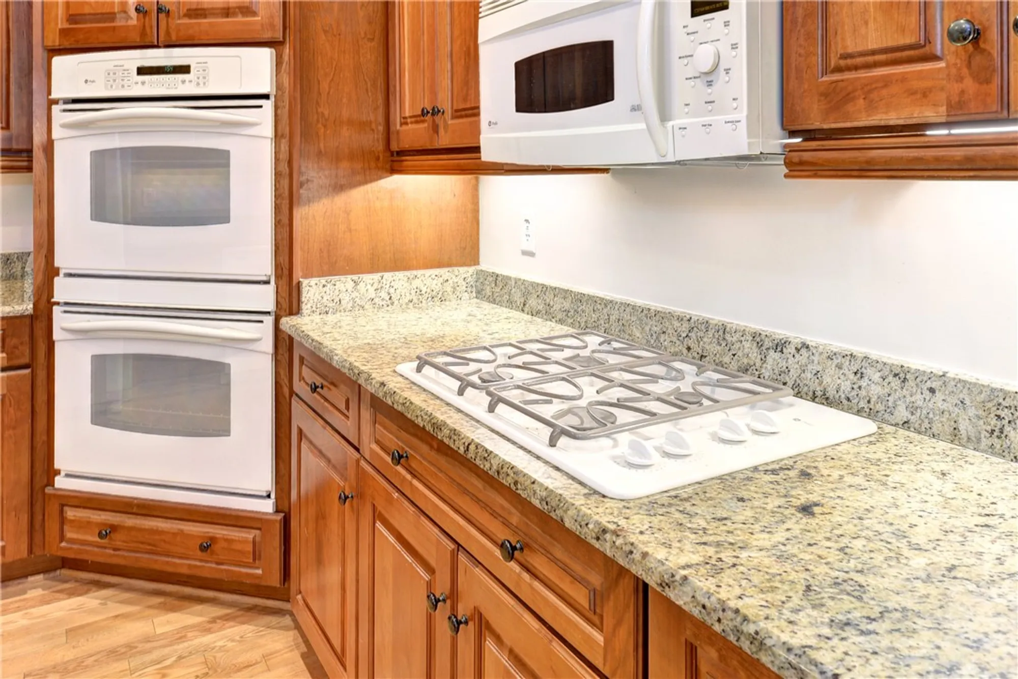 Property Slideshow image 13 of 43 | 305 par dr, Williamsburg, VA, 23188