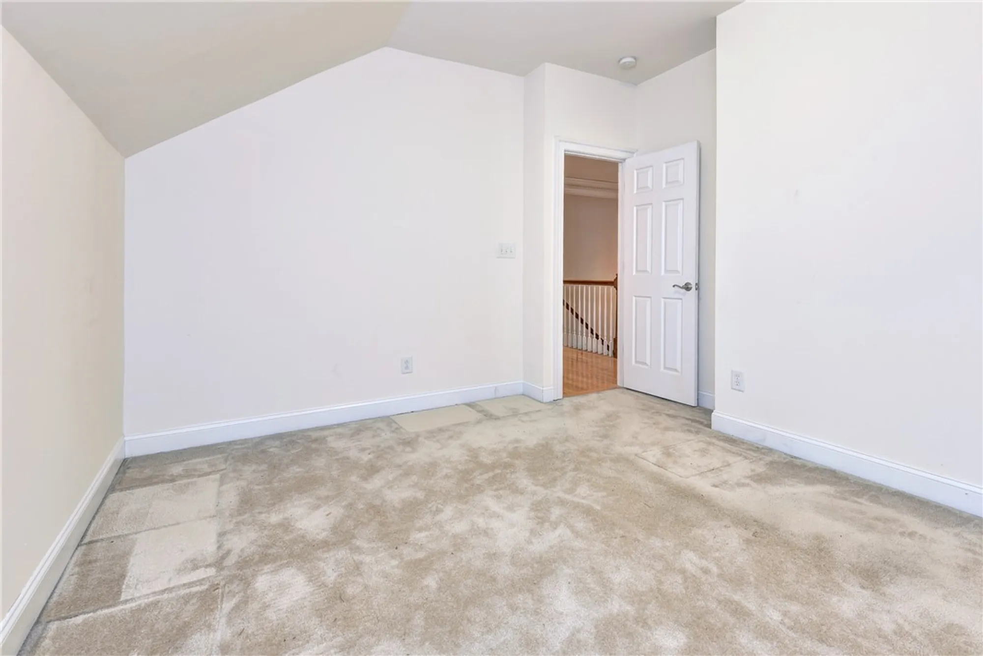 Property Slideshow image 24 of 43 | 305 par dr, Williamsburg, VA, 23188