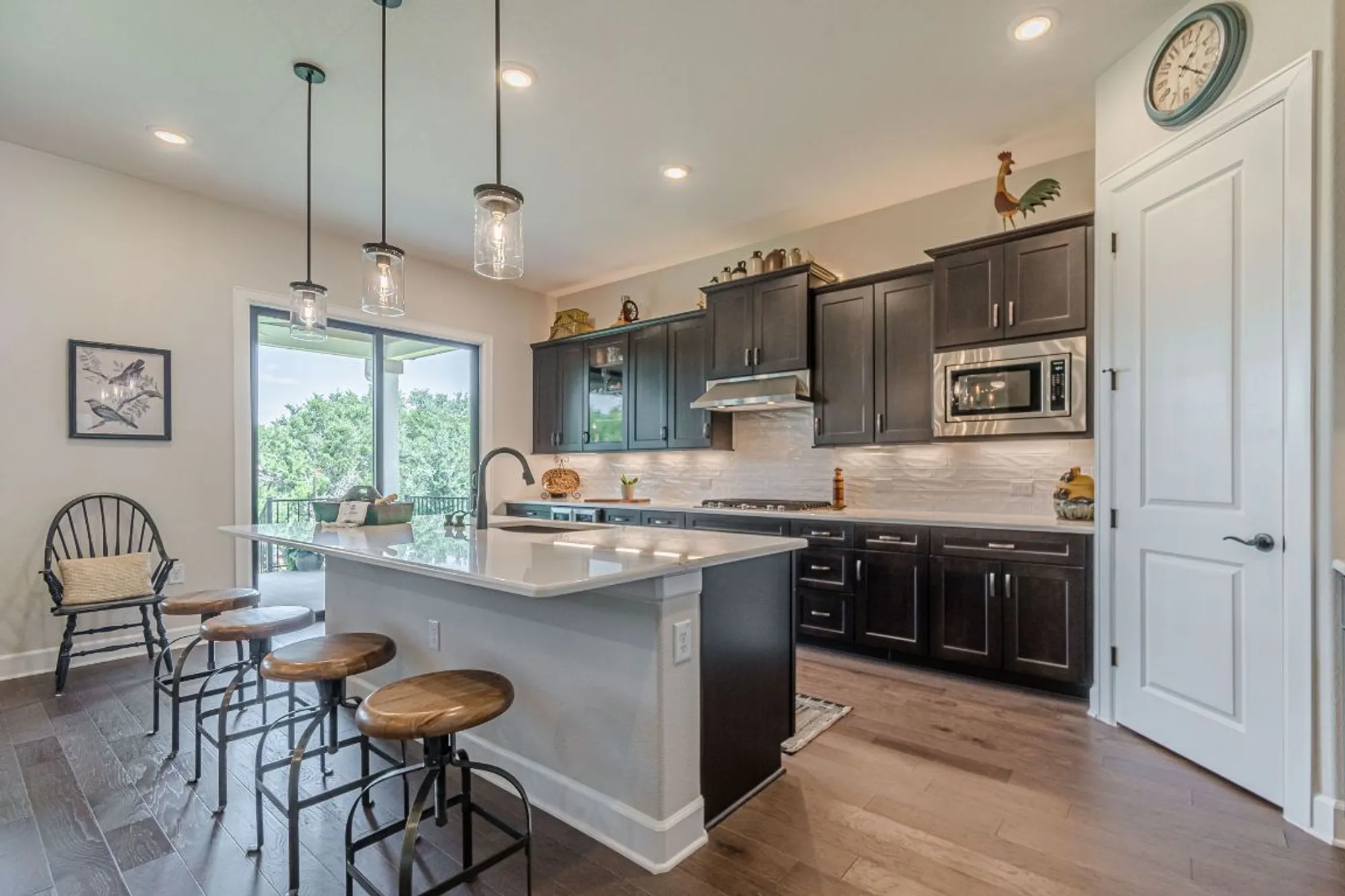 Property Slideshow image 14 of 39 | 302 sprinting peak dr, San Marcos, TX, 78666