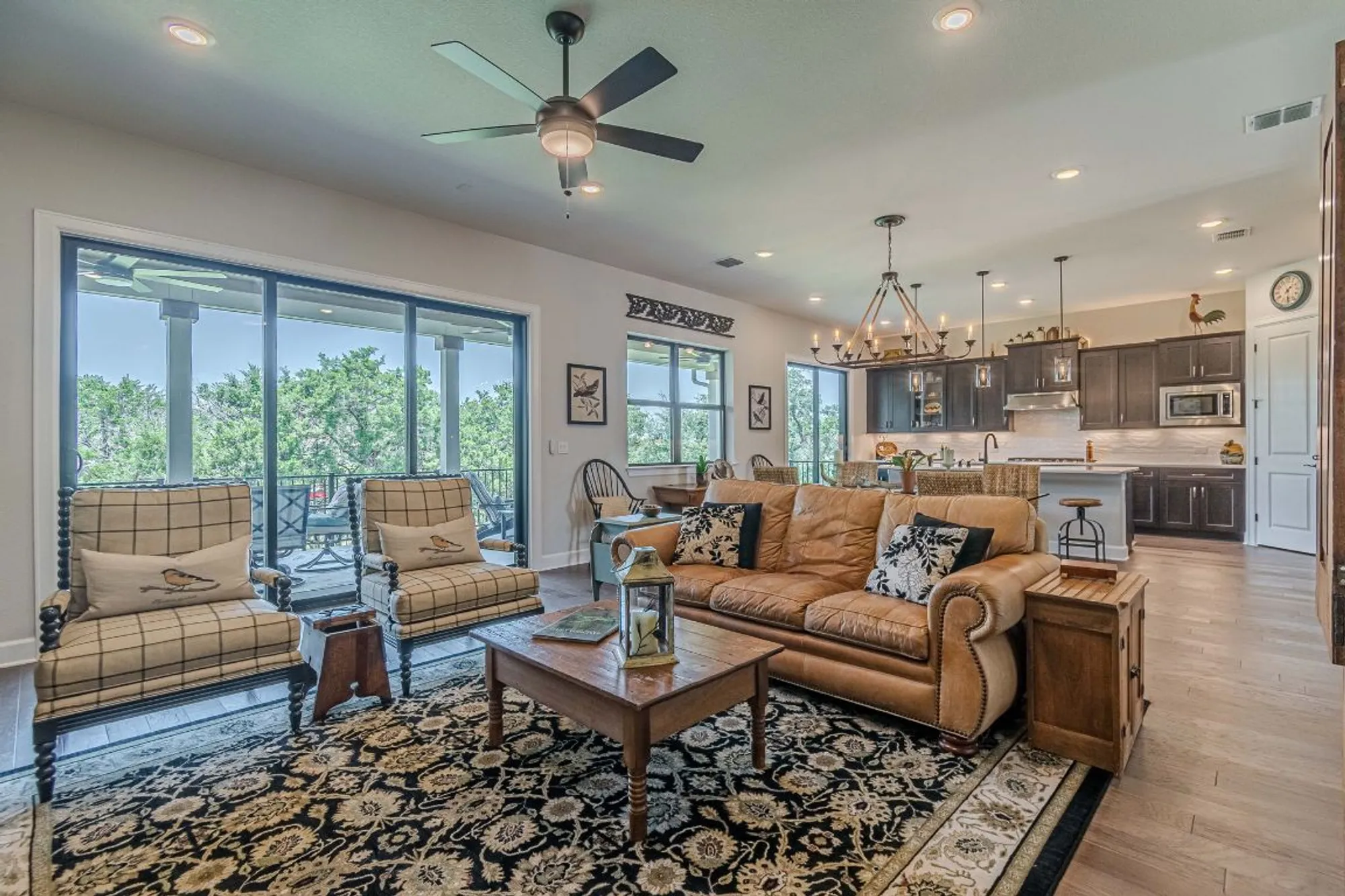 Property Slideshow image 13 of 39 | 302 sprinting peak dr, San Marcos, TX, 78666