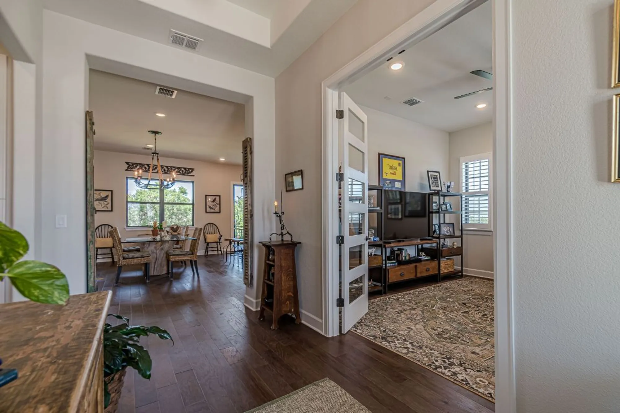 Property Slideshow image 6 of 39 | 302 sprinting peak dr, San Marcos, TX, 78666
