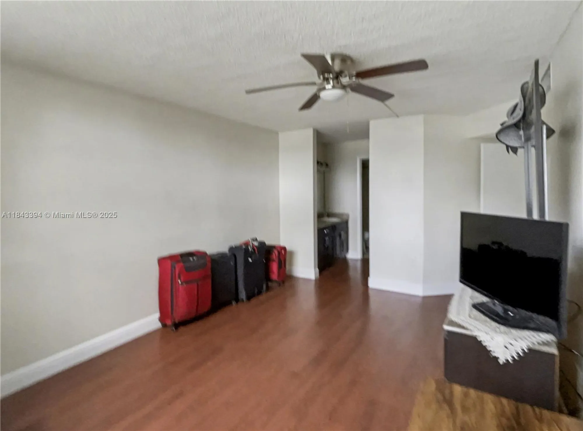 Property Slideshow image 17 of 21 | 9301 lime bay blvd apt 105, Tamarac, FL, 33321