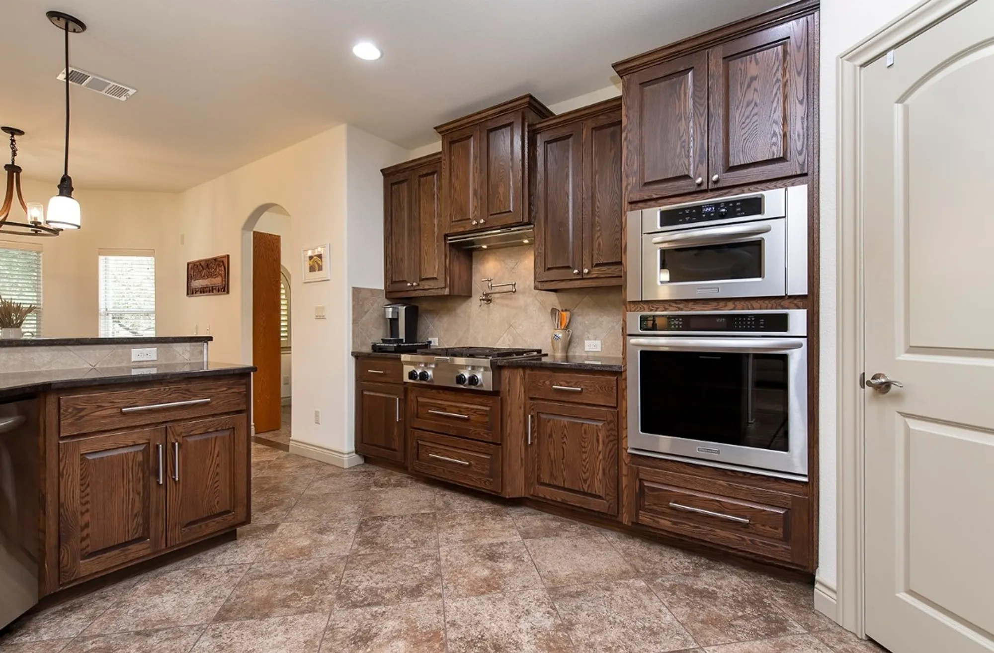 Property Slideshow image 10 of 32 | 213 acker rd, Georgetown, TX, 78633