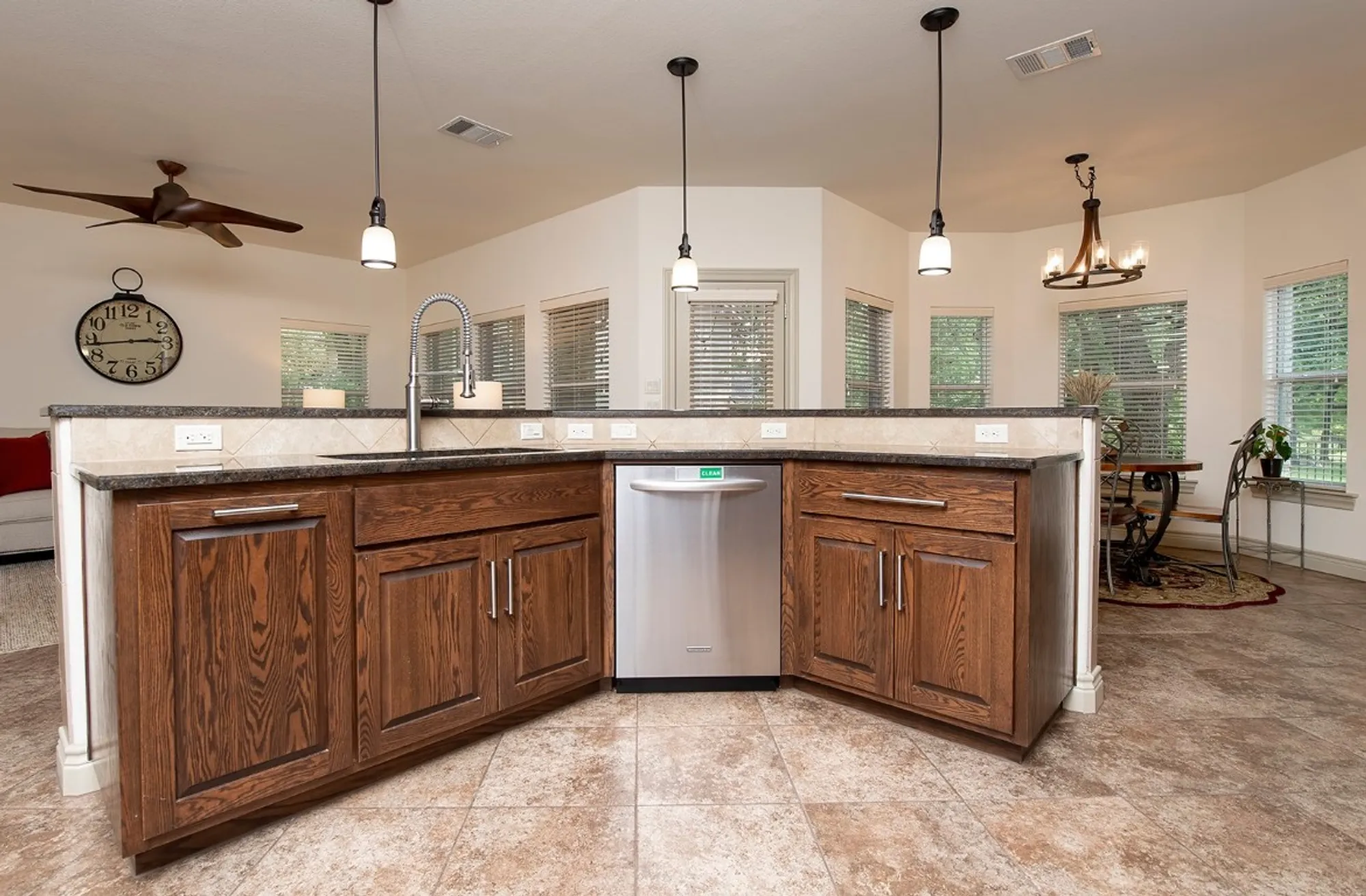 Property Slideshow image 9 of 32 | 213 acker rd, Georgetown, TX, 78633