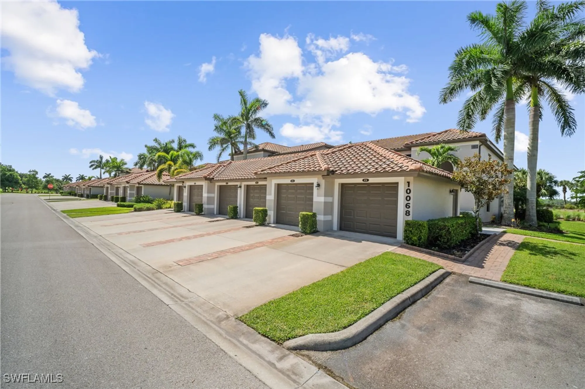 Property Slideshow image 32 of 50 | 10068 siesta bay dr 9716, Naples, FL, 34120