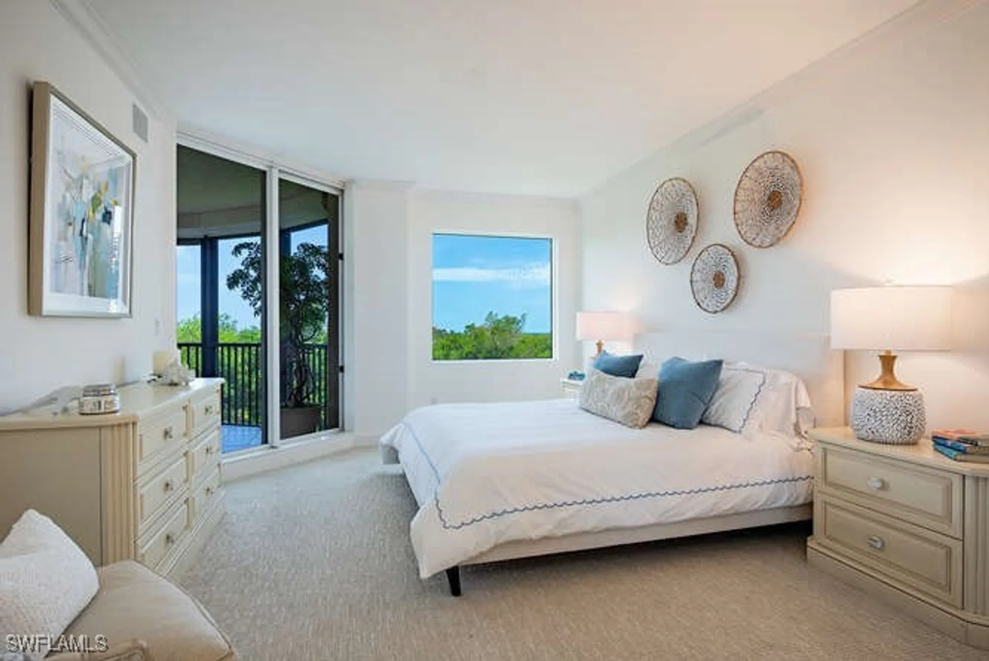 Property Slideshow image 8 of 26 | 8990 bay colony dr 302, Naples, FL, 34108