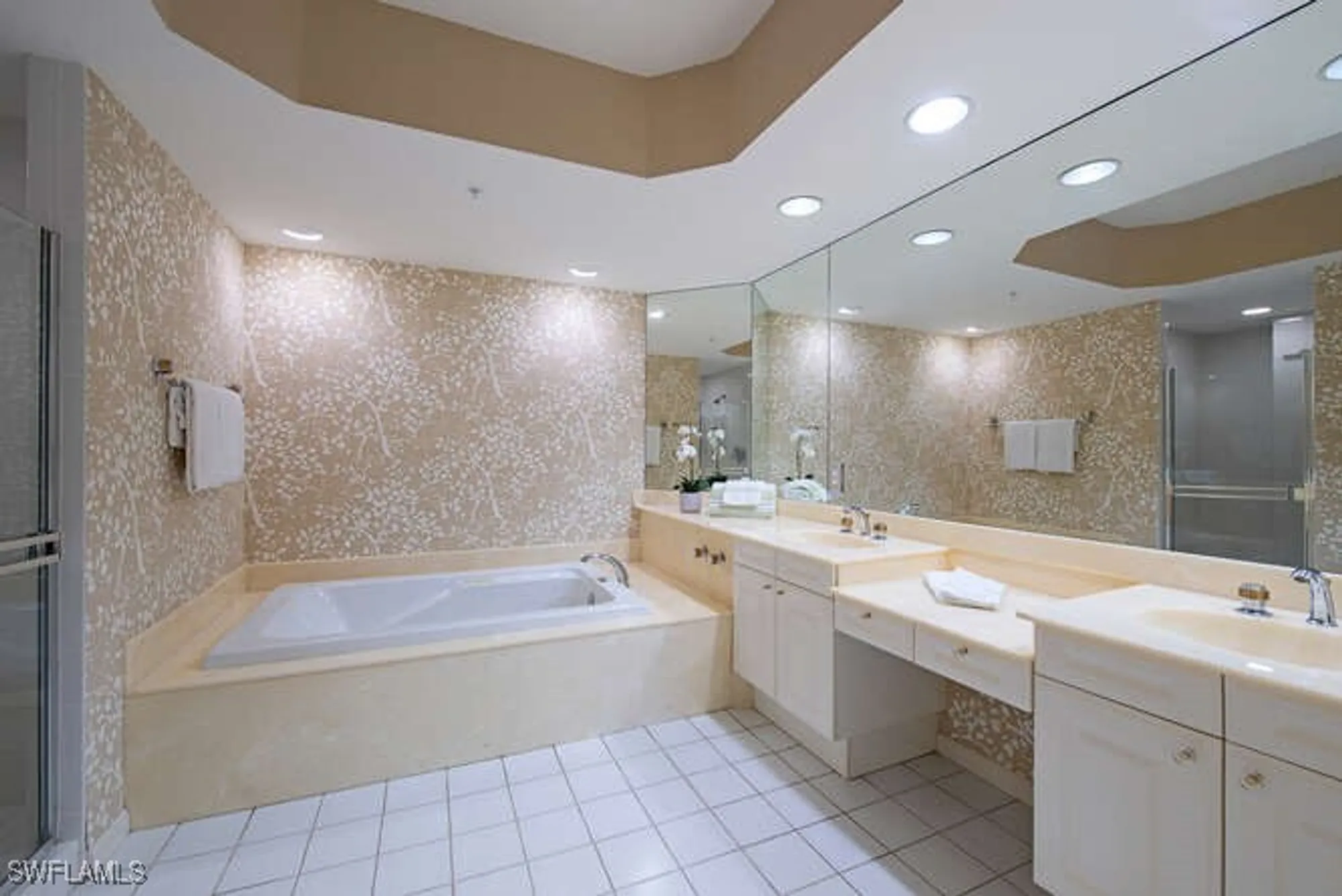 Property Slideshow image 9 of 26 | 8990 bay colony dr 302, Naples, FL, 34108