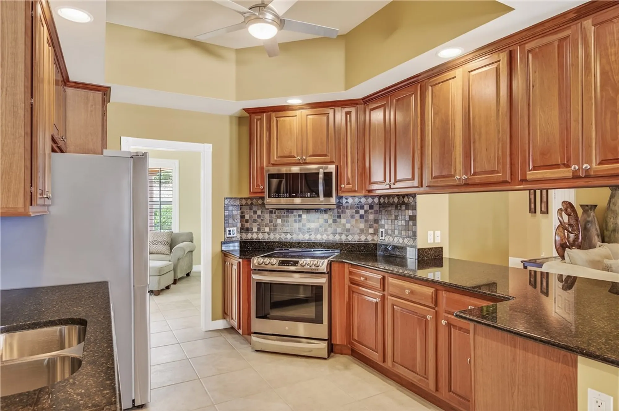Property Slideshow image 14 of 36 | 5461 barbados sq, Vero Beach, FL, 32967