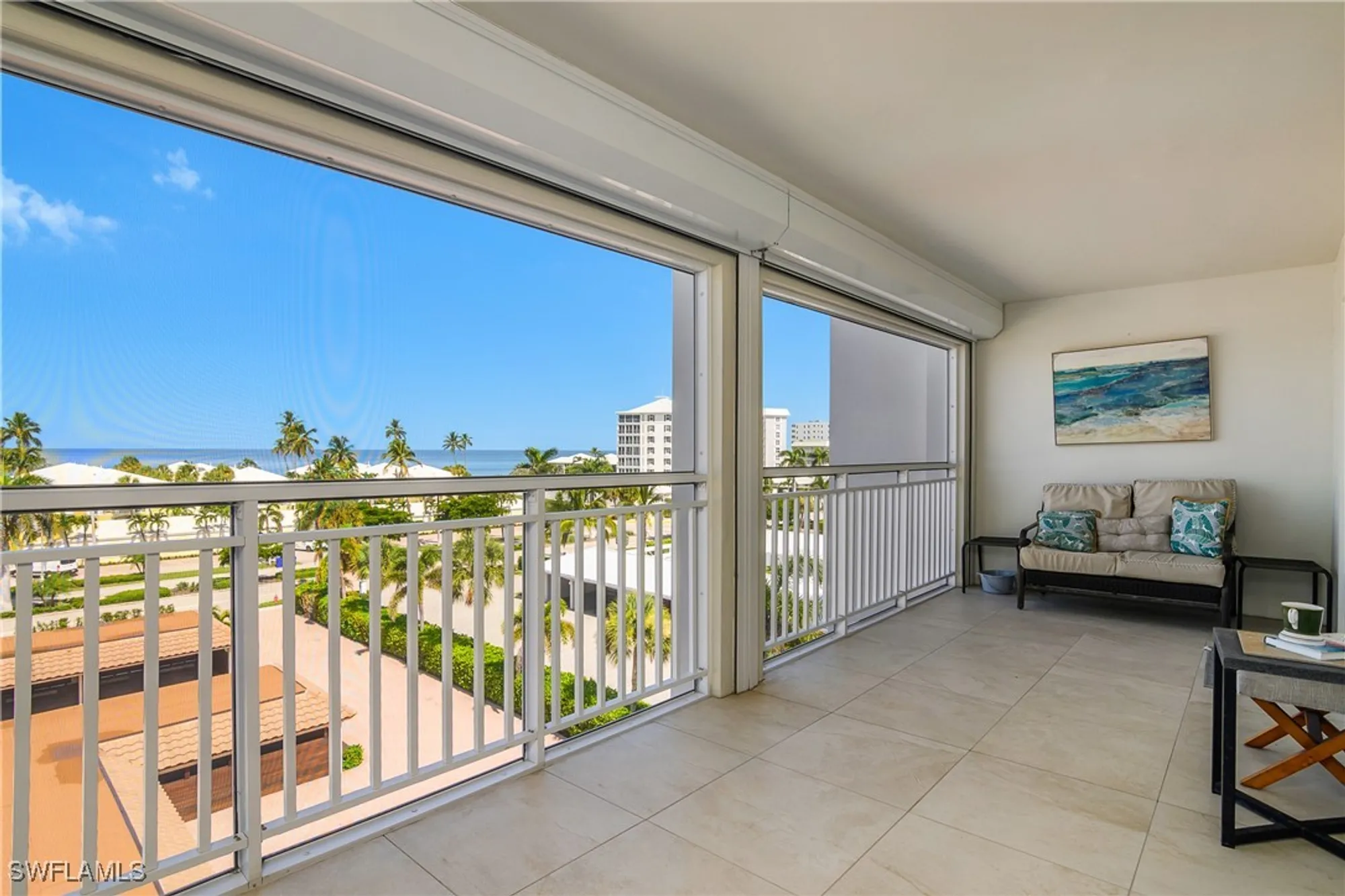 Property Slideshow image 10 of 41 | 2600 gulf shore blvd 52, Naples, FL, 34103