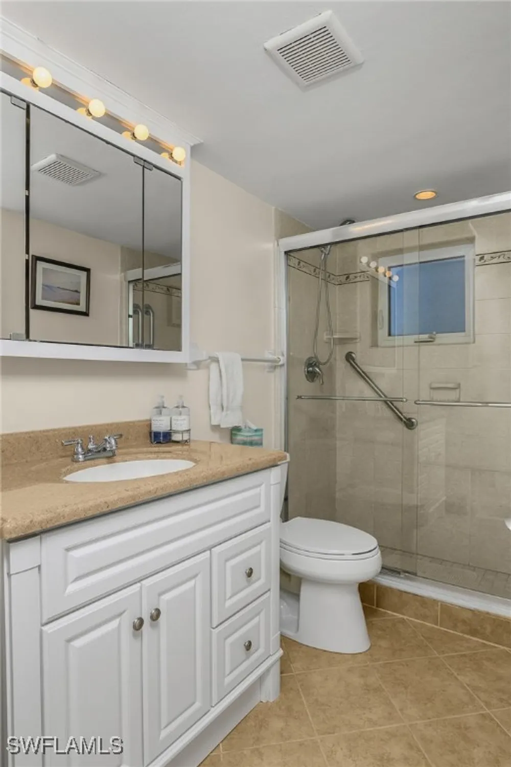 Property Slideshow image 25 of 41 | 2600 gulf shore blvd 52, Naples, FL, 34103
