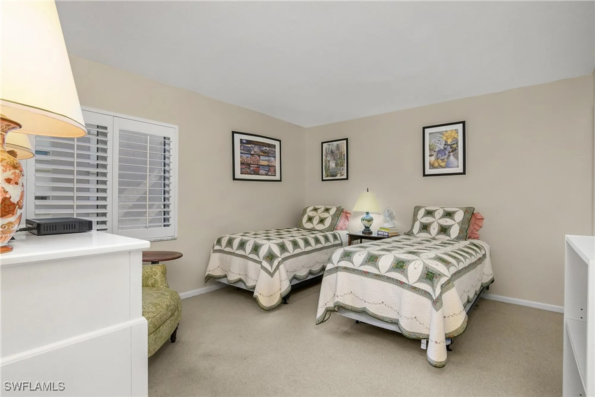 Property Slideshow image 27 of 41 | 2600 gulf shore blvd 52, Naples, FL, 34103