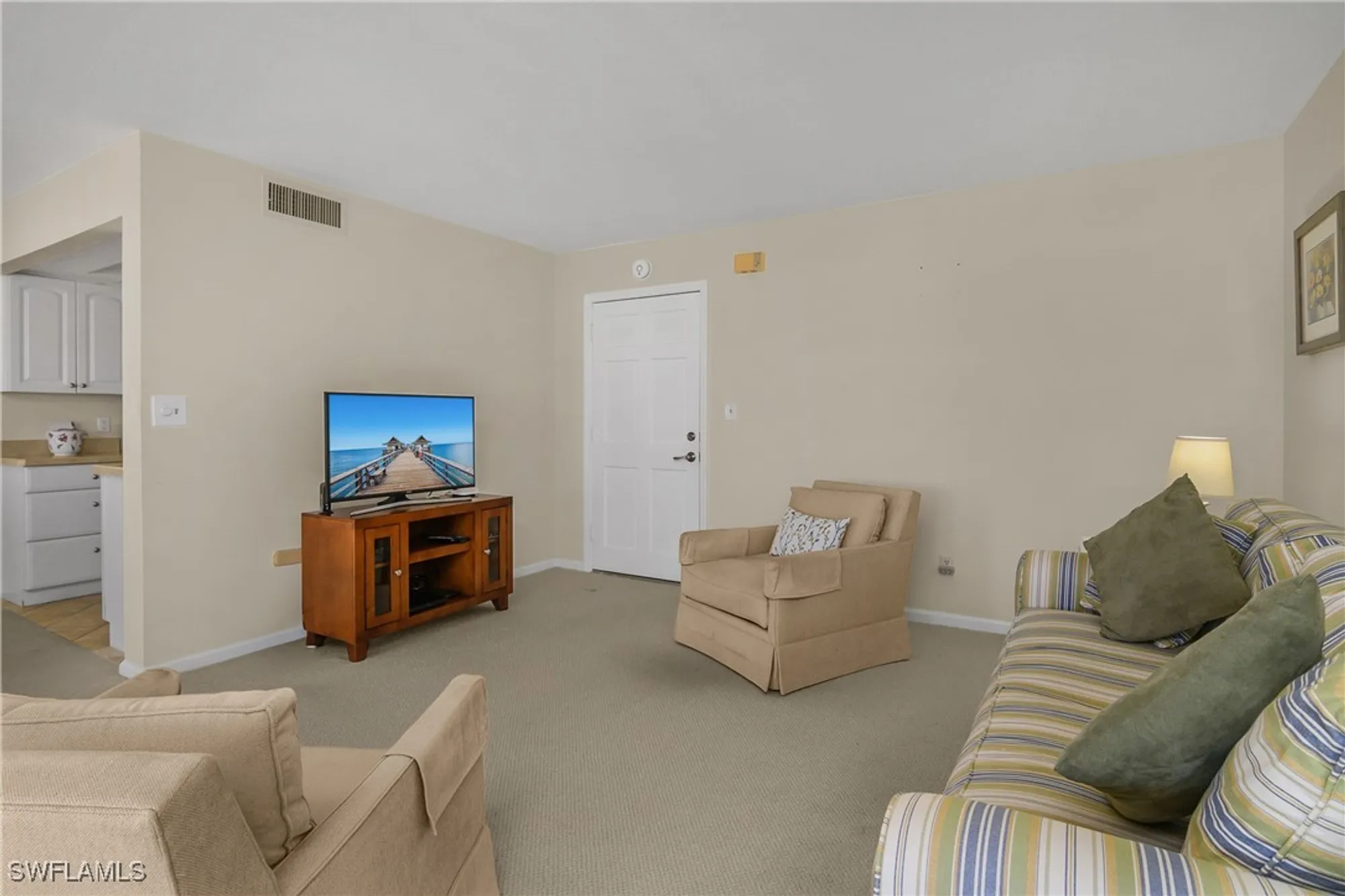 Property Slideshow image 22 of 41 | 2600 gulf shore blvd 52, Naples, FL, 34103
