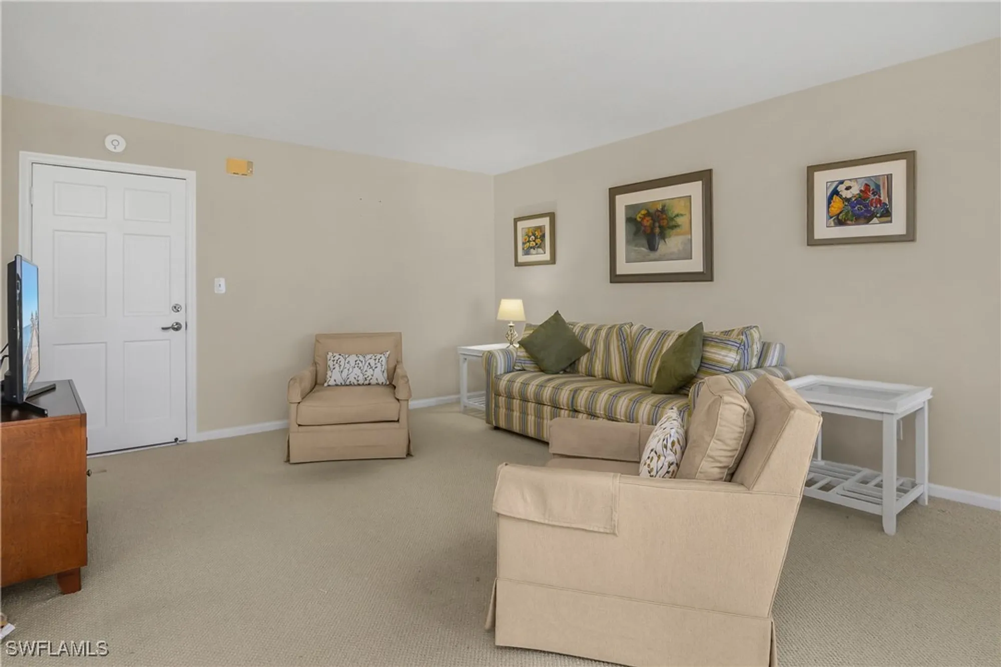 Property Slideshow image 23 of 41 | 2600 gulf shore blvd 52, Naples, FL, 34103