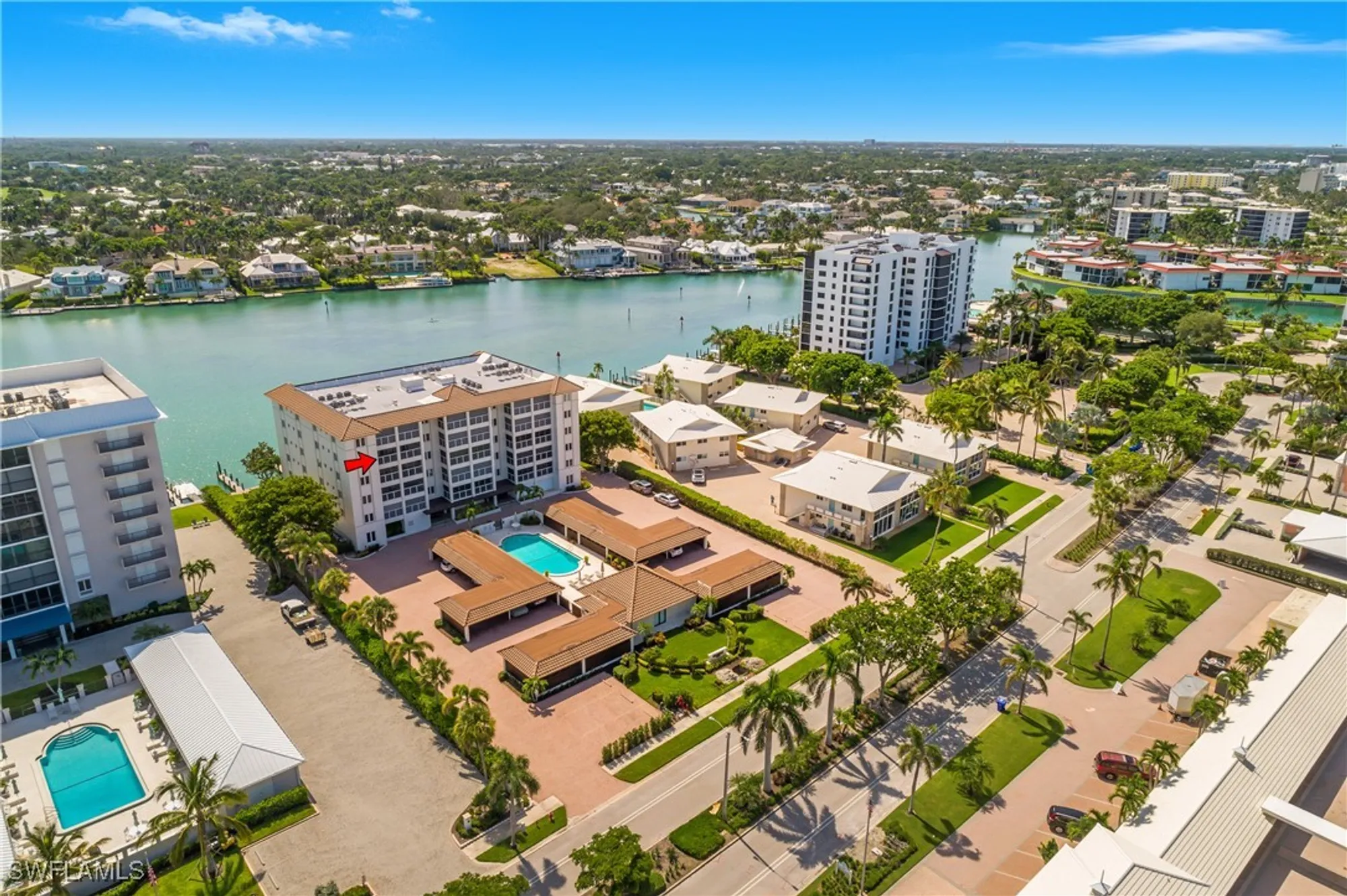 Property Slideshow image 40 of 41 | 2600 gulf shore blvd 52, Naples, FL, 34103