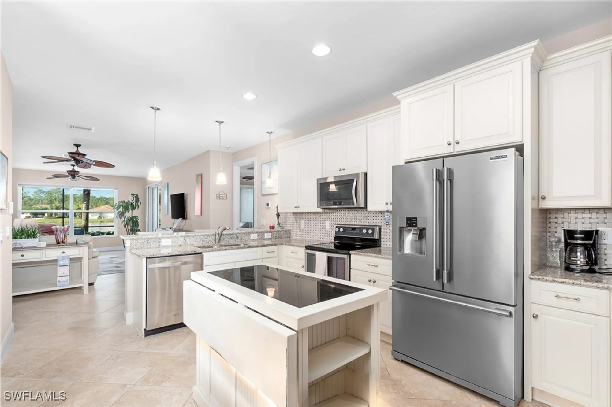 Property Slideshow image 13 of 40 | 10427 sirene way, Fort Myers, FL, 33913