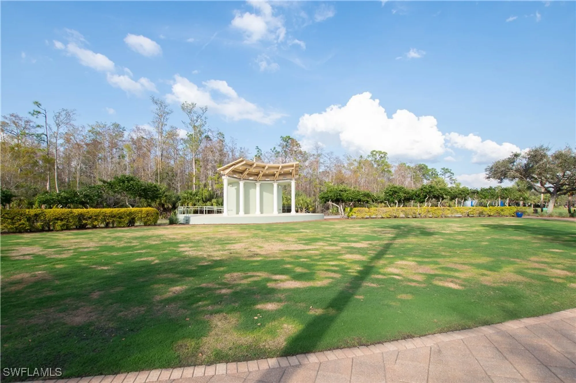 Property Slideshow image 34 of 40 | 10427 sirene way, Fort Myers, FL, 33913