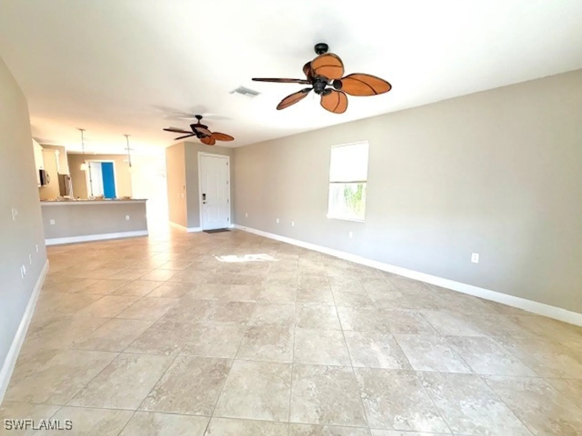 Property Slideshow image 9 of 40 | 10427 sirene way, Fort Myers, FL, 33913